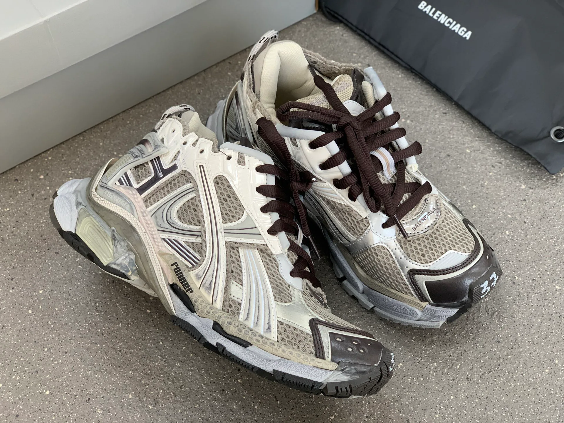 Кроссовки Женские Balenciaga 11568357