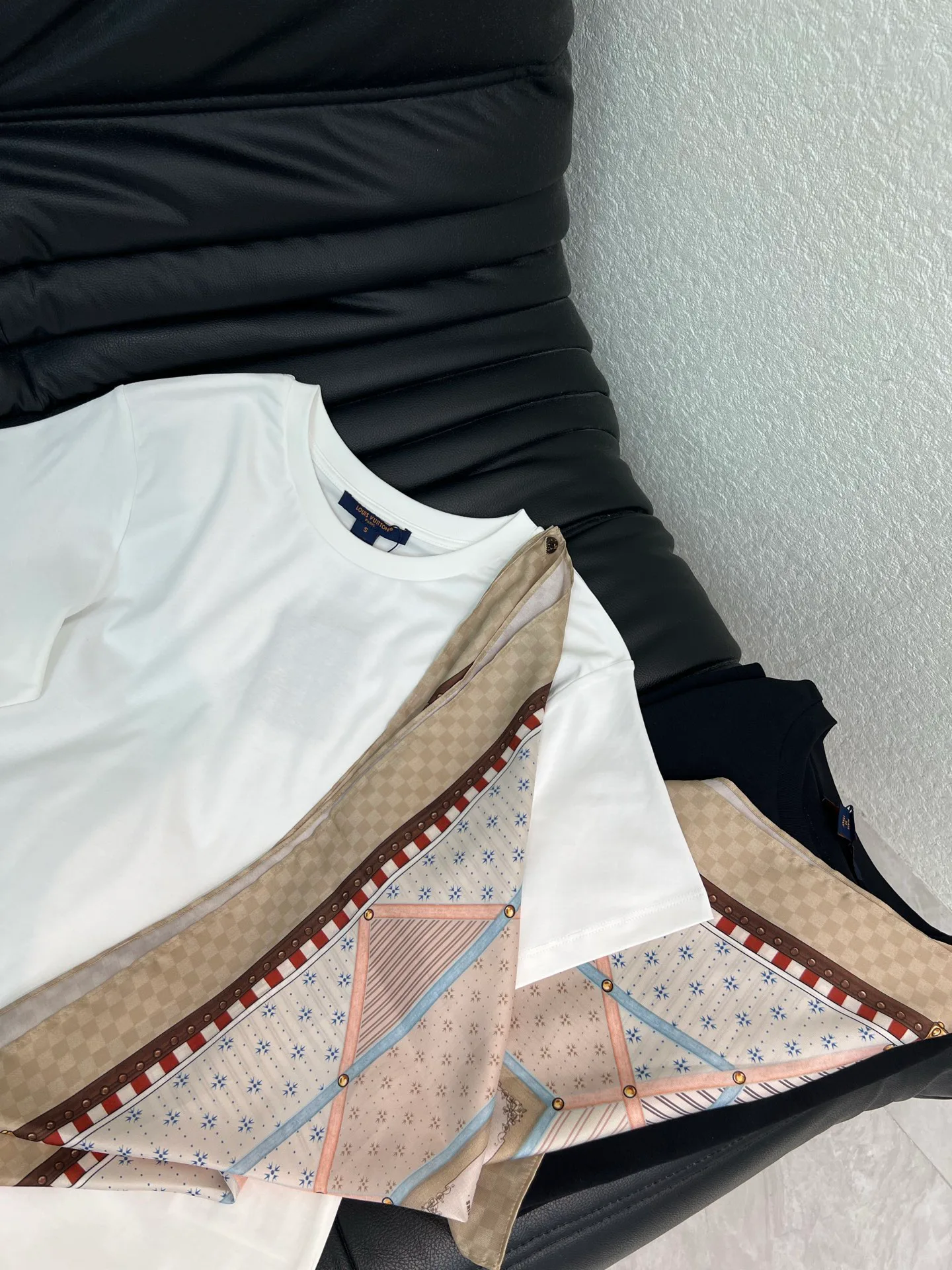 Футболки Женские Louis Vuitton 13292443