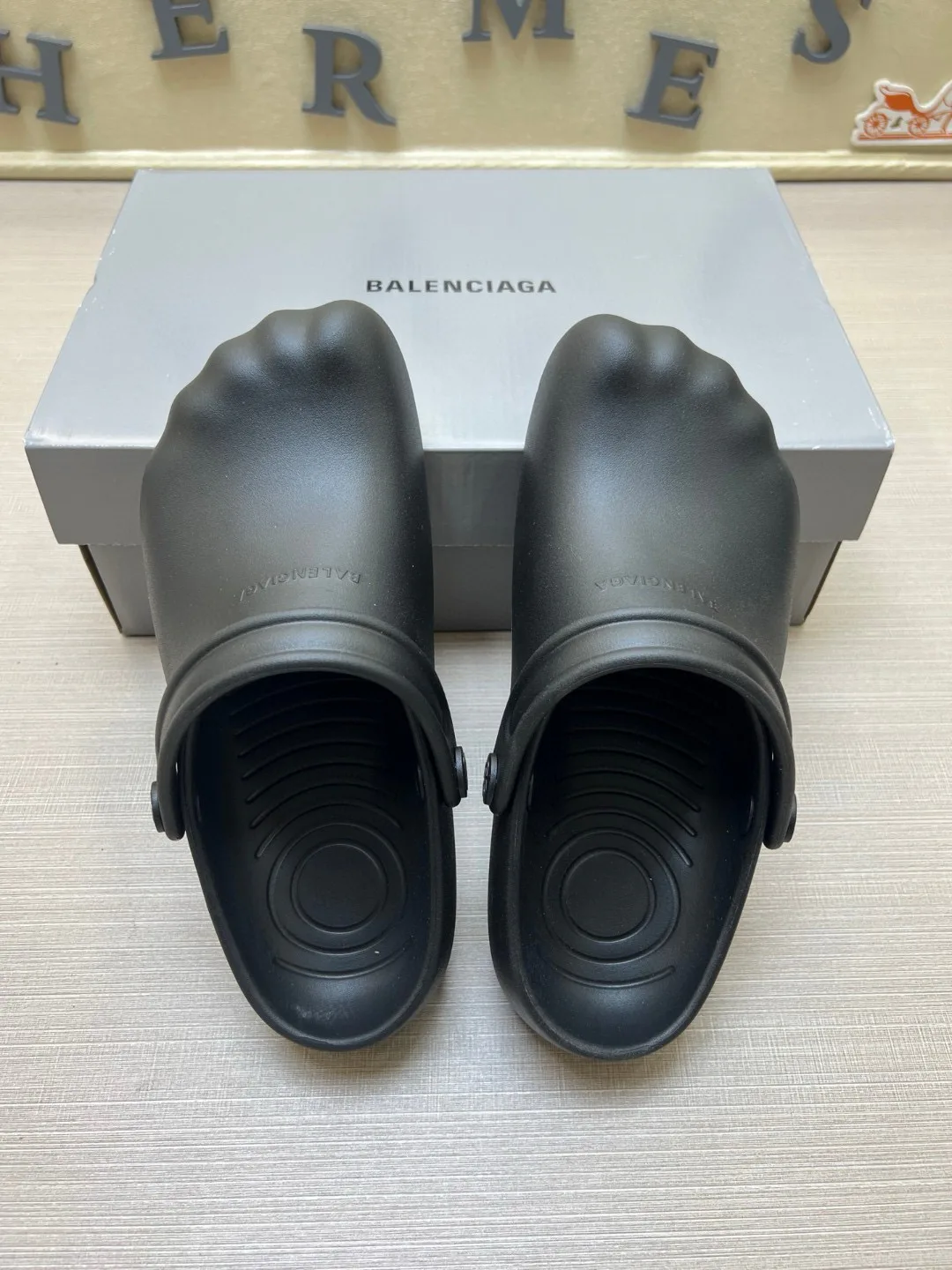 Шлепанцы Женские Balenciaga 17078816