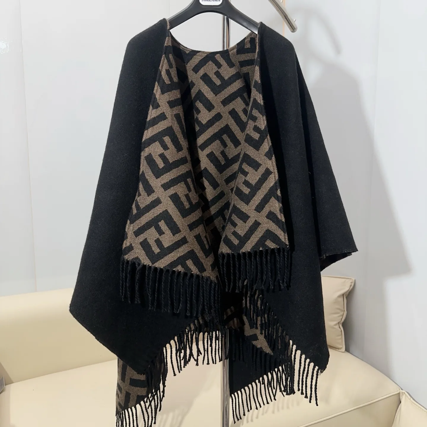 Пальто Женские Fendi 18574661