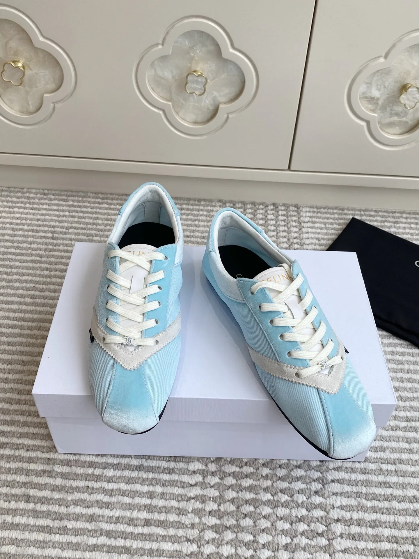 Кроссовки Женские Celine 13351340