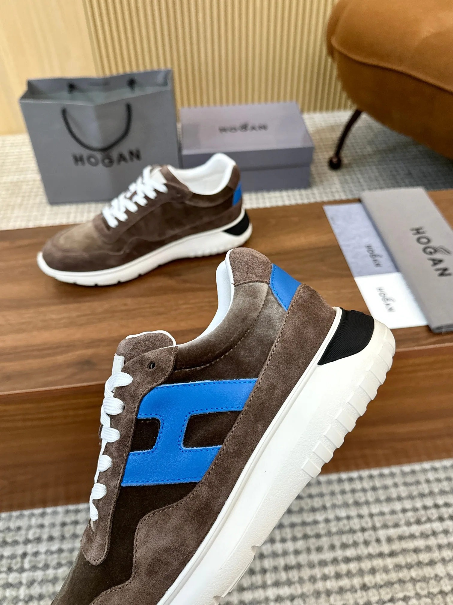 Кроссовки Женские Hogan 12835354