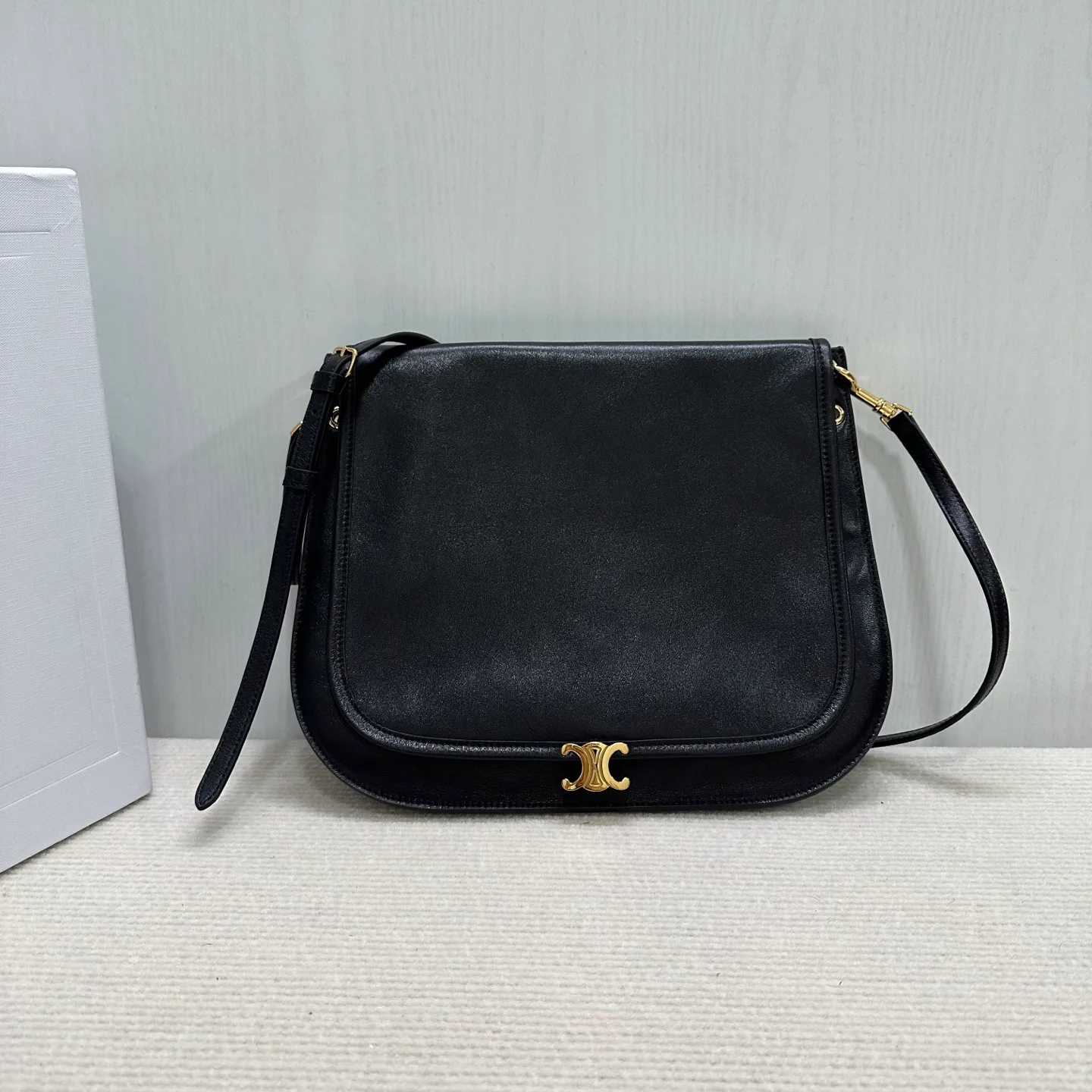Классические Сумки Женские Celine 11512151