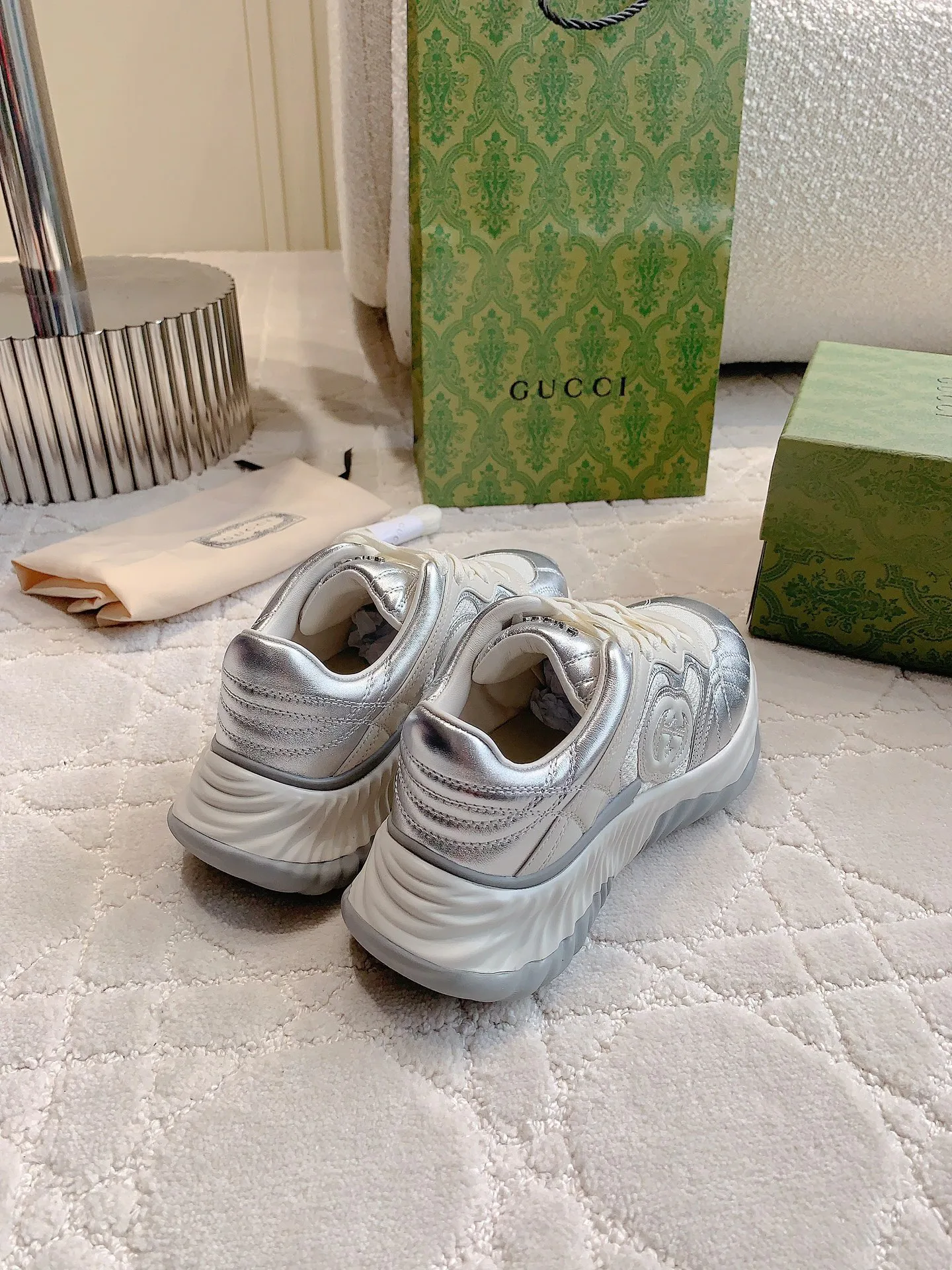 Кроссовки Женские Gucci 89892