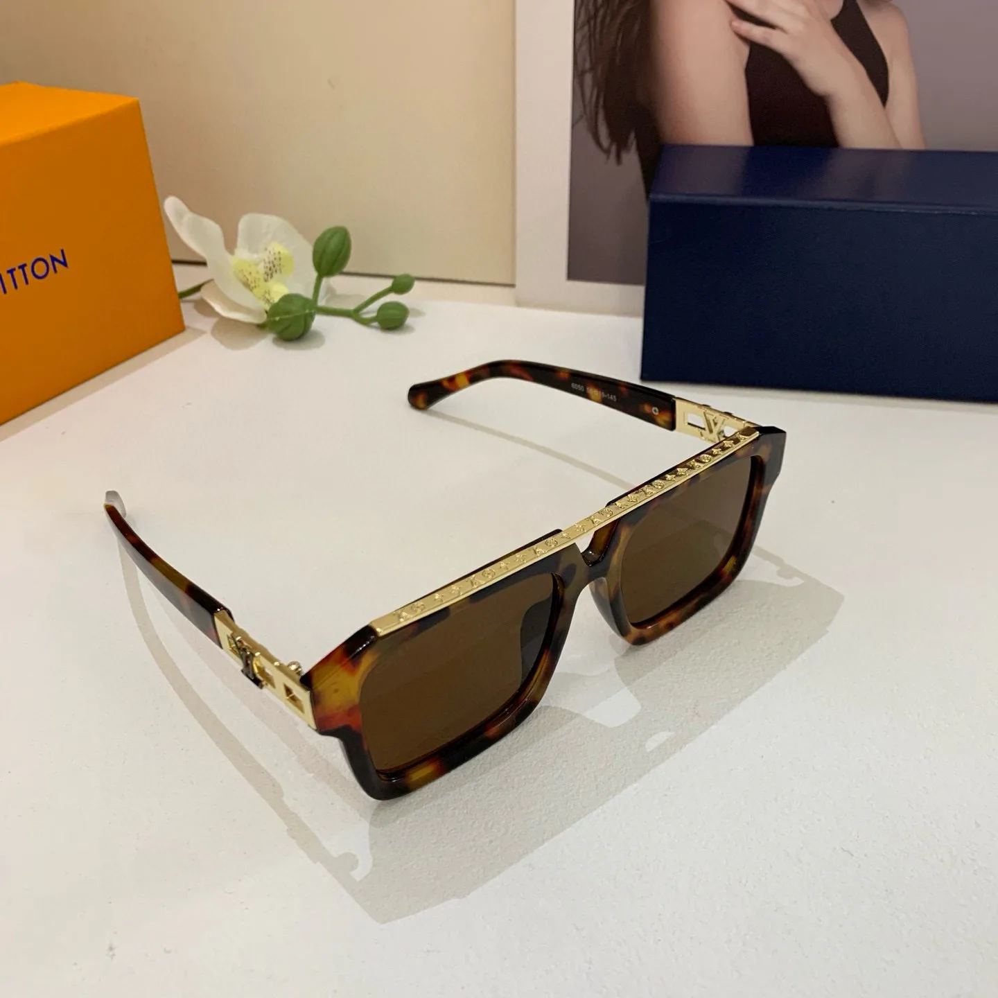 Очки Louis Vuitton 13135752