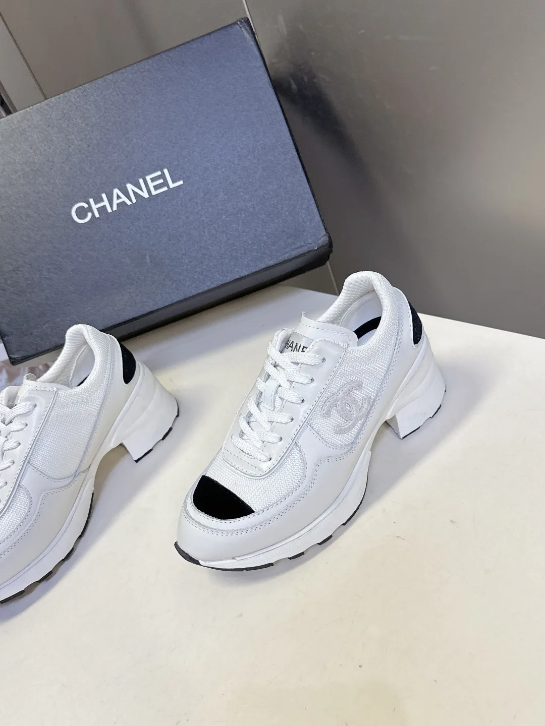 Кроссовки Женские Chanel 139507