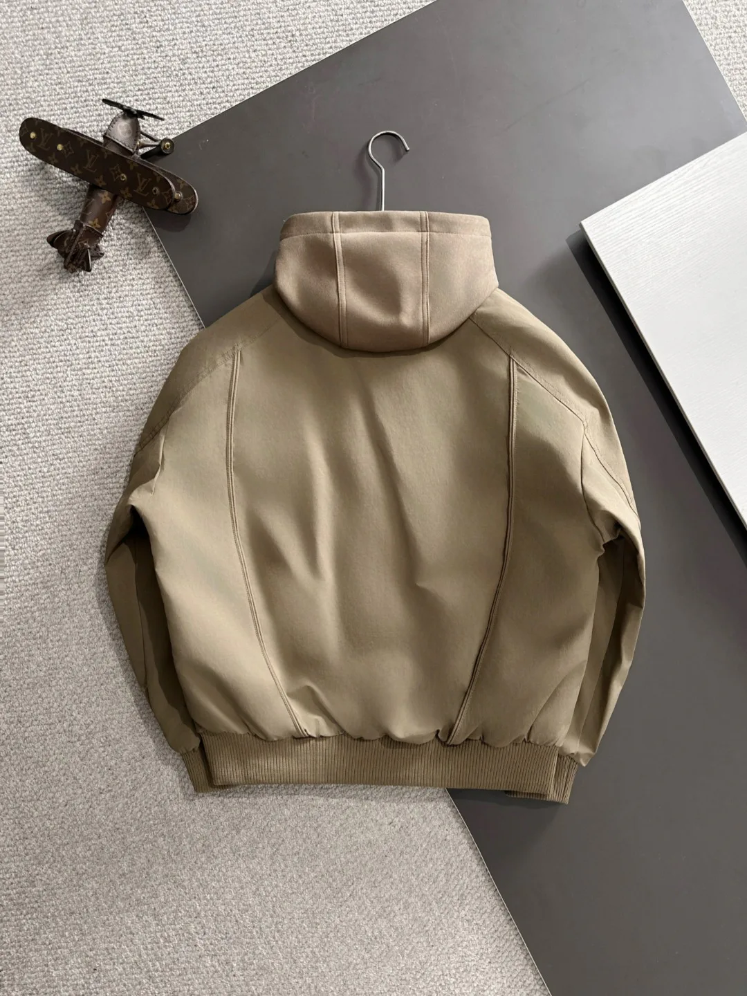 Куртки И Пуховики Мужские Louis Vuitton 725980