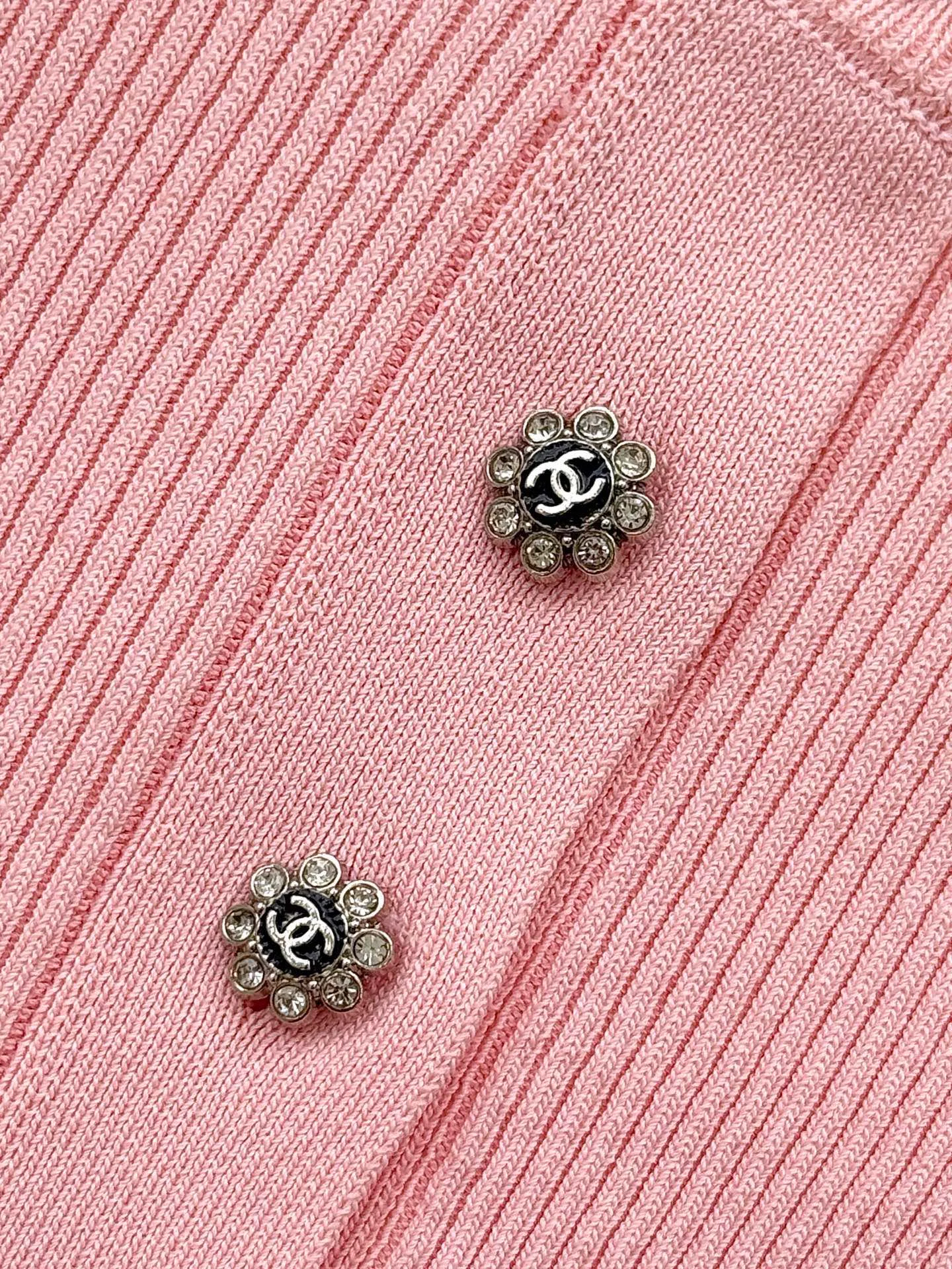 Джемперы И Свитеры Женские Chanel 16888542