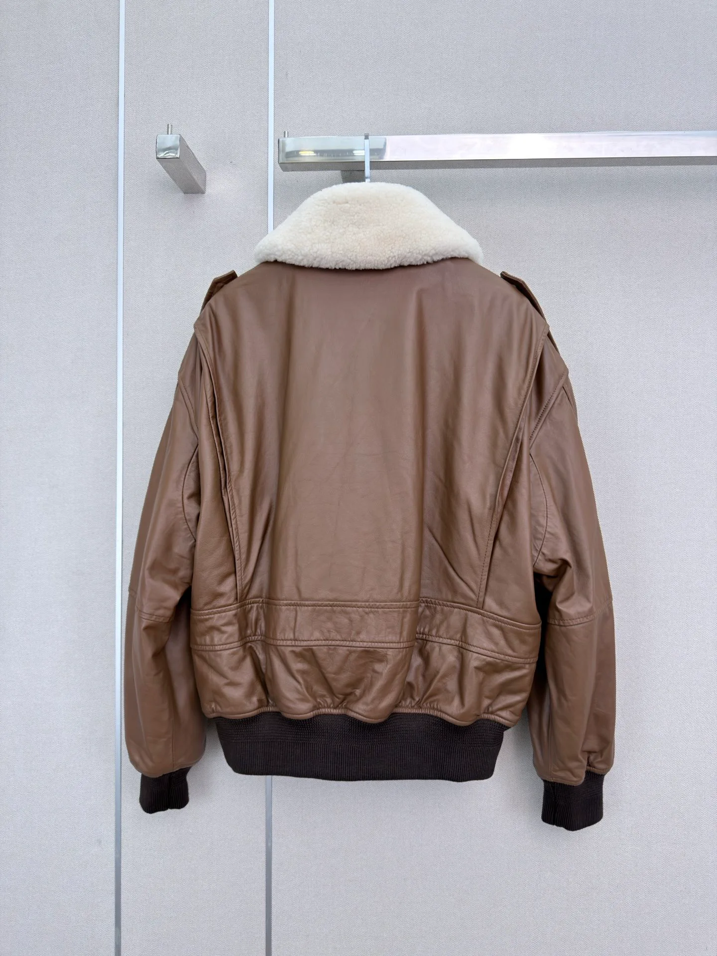 Кожаные Куртки И Дублёнки Женские Saint Laurent 18056783