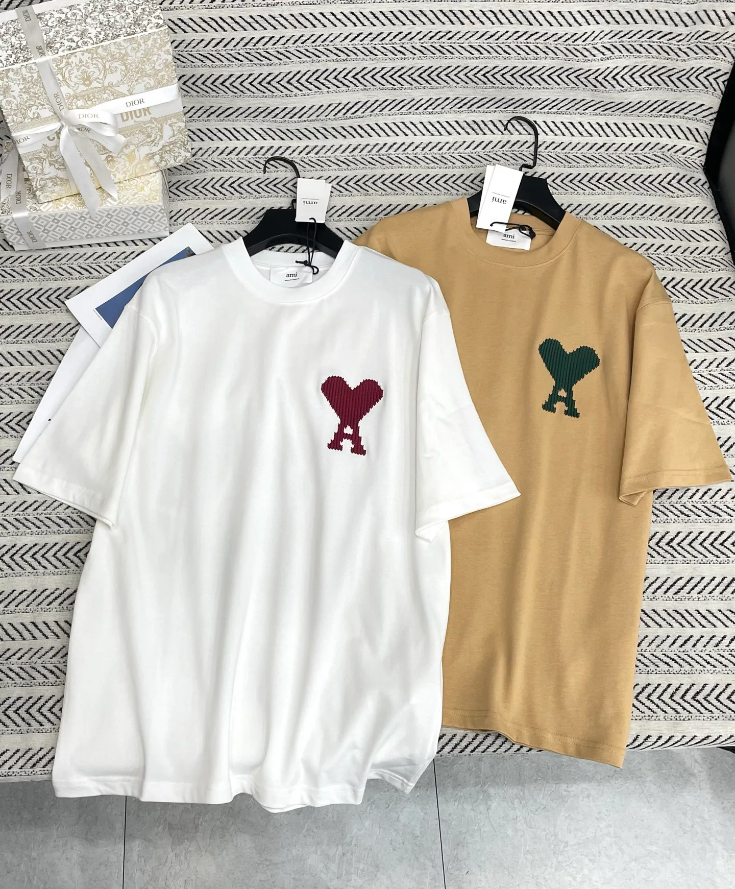 Футболки Женские Ami Paris 11639755