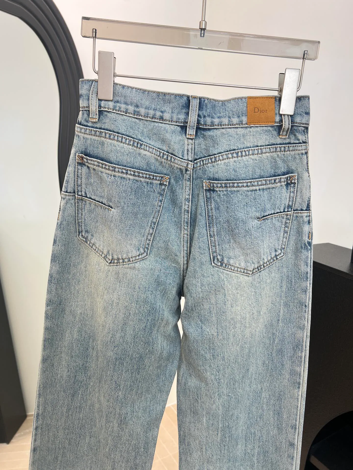 Джинсы Женские Christian Dior 11544525