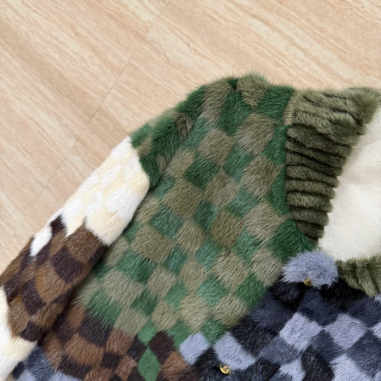 Куртки И Пуховики Женские Louis Vuitton 1061367