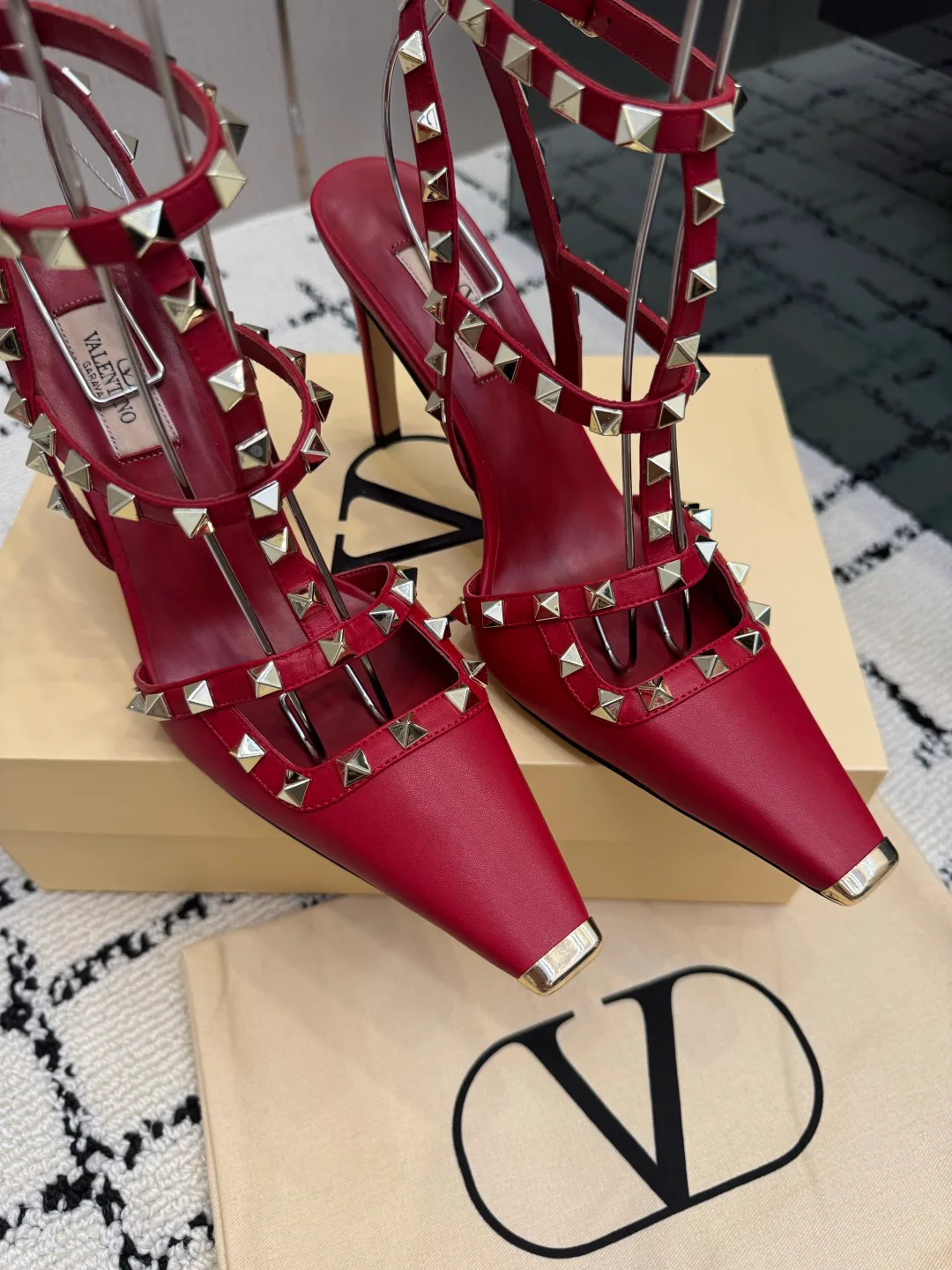 Босоножки Женские Valentino 17594491