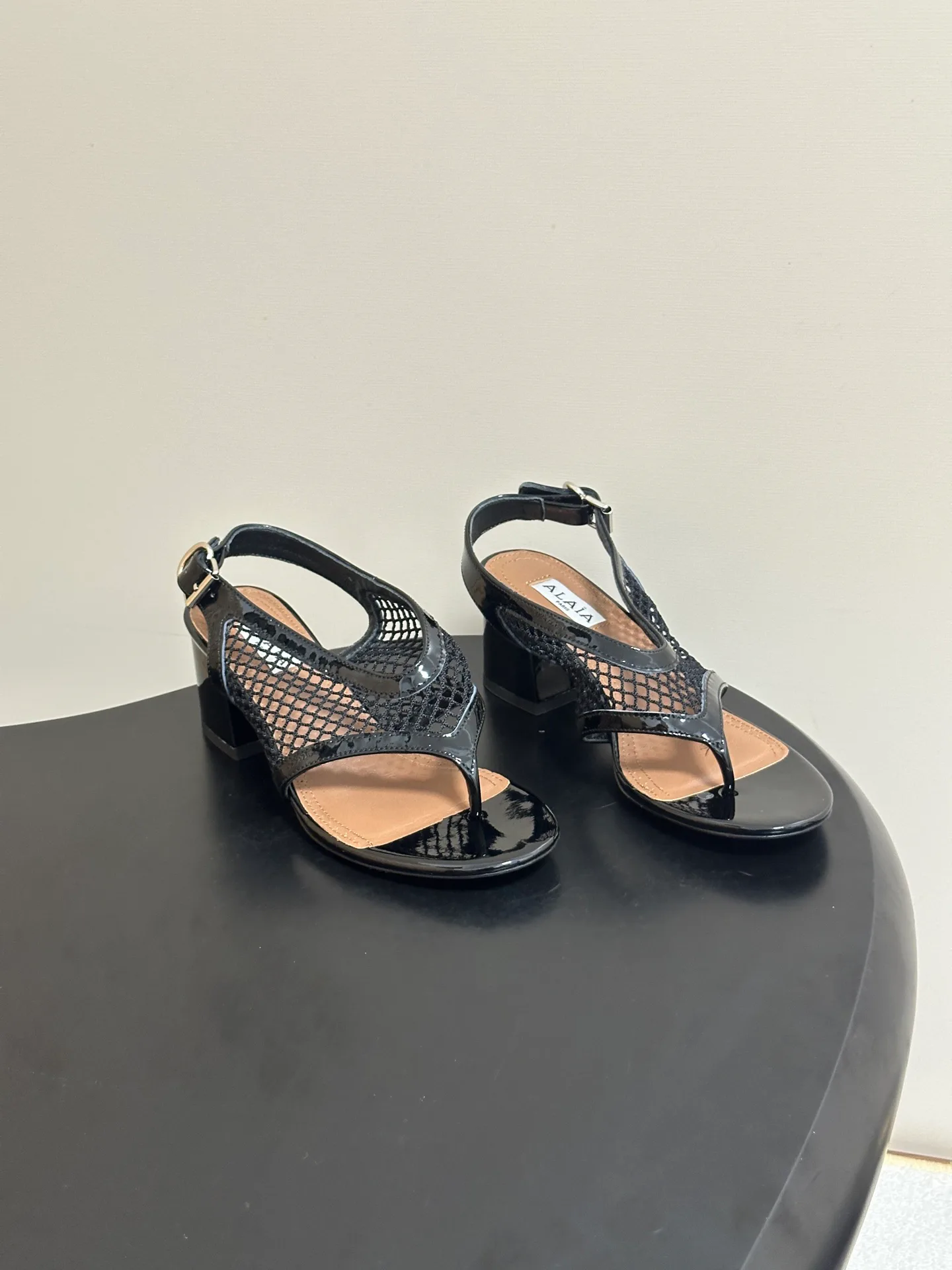 Босоножки Женские Alaia 17338423