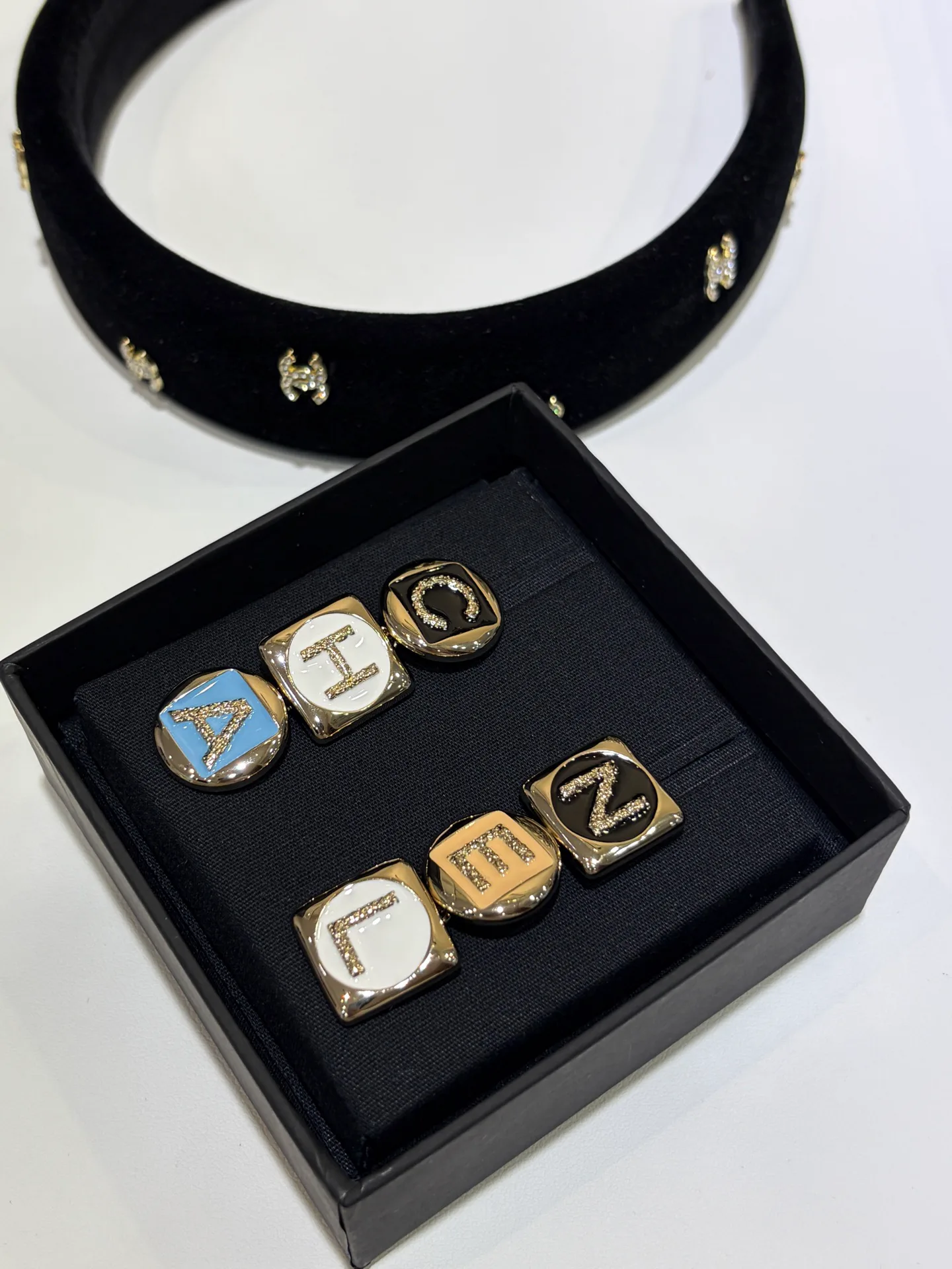 Бижутерия Chanel 1035396