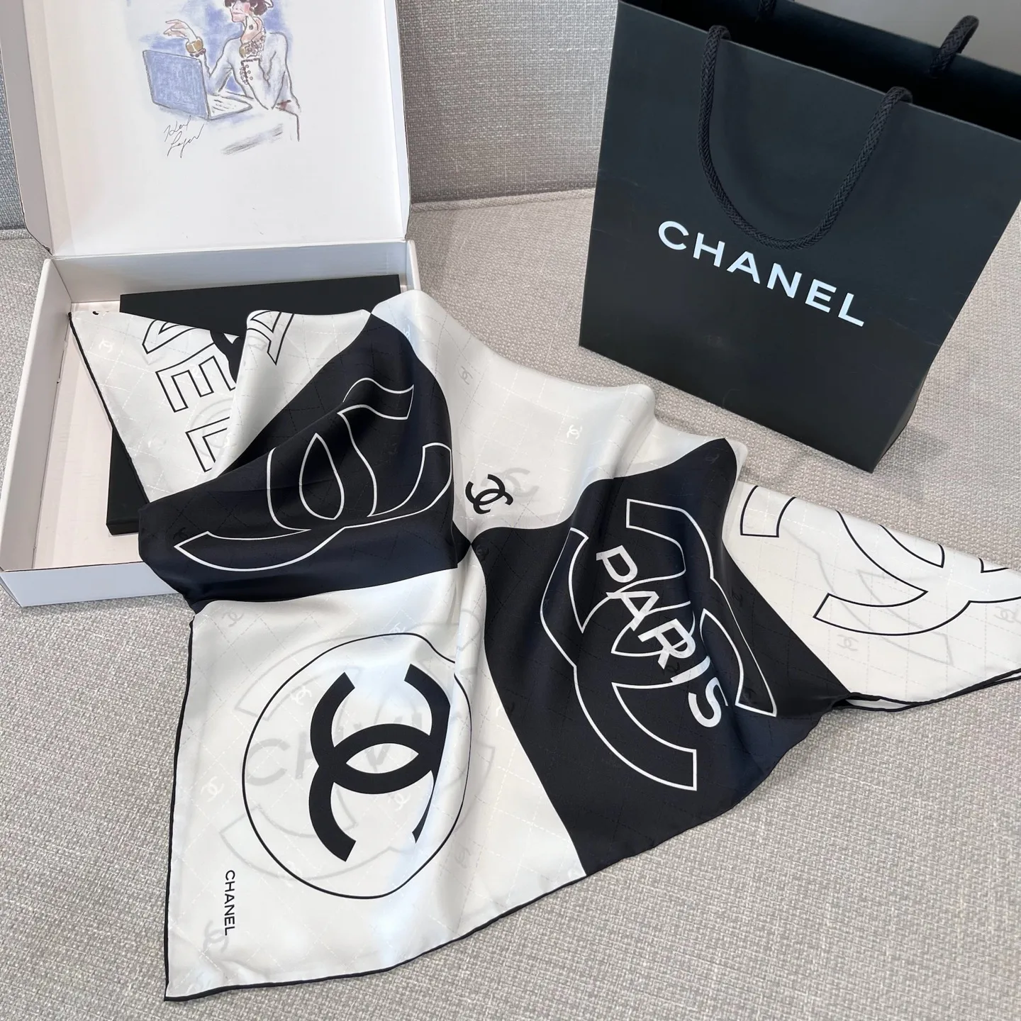 Платки Chanel 13980589