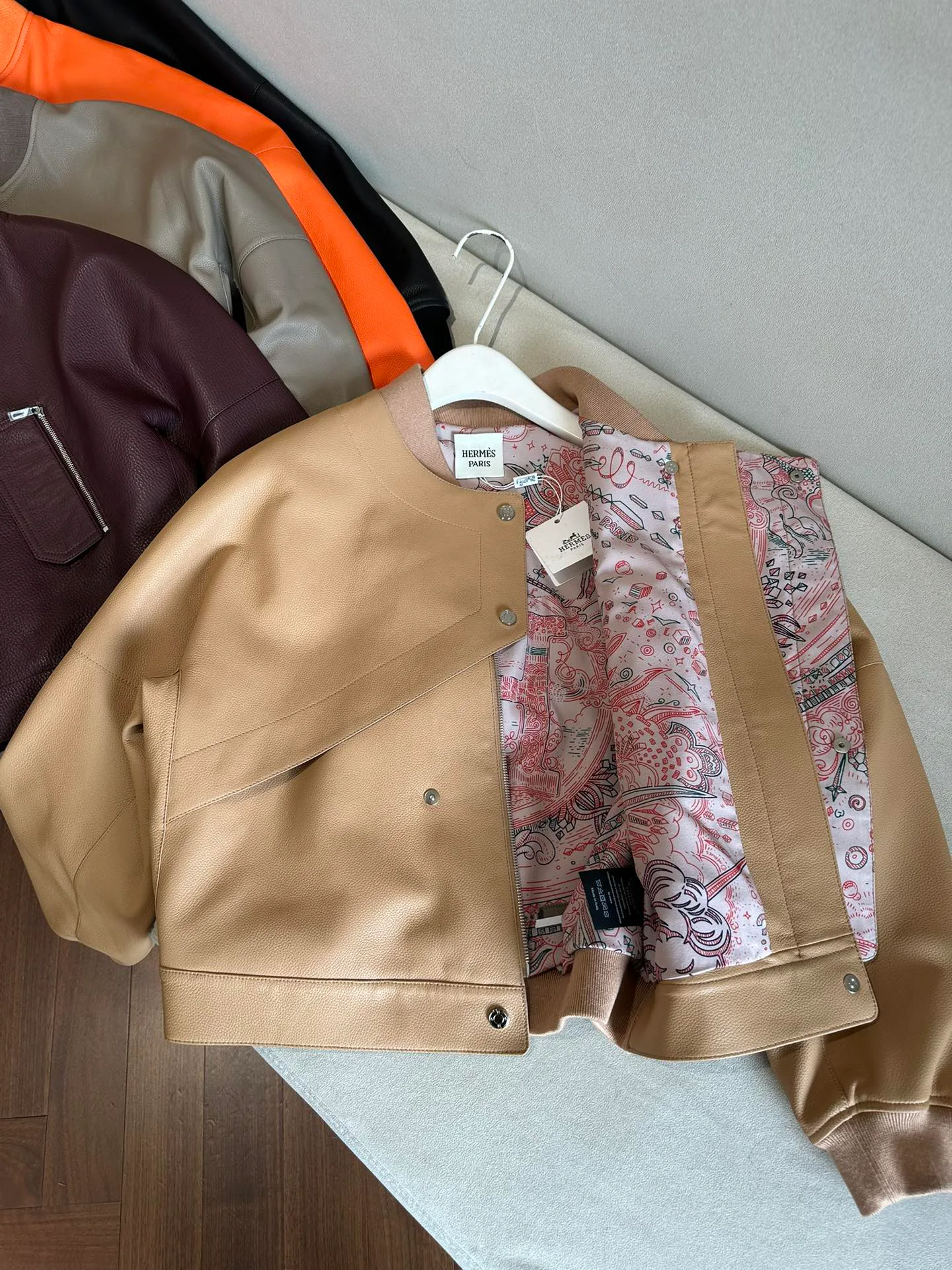 Куртки И Пуховики Женские Hermes 10062749