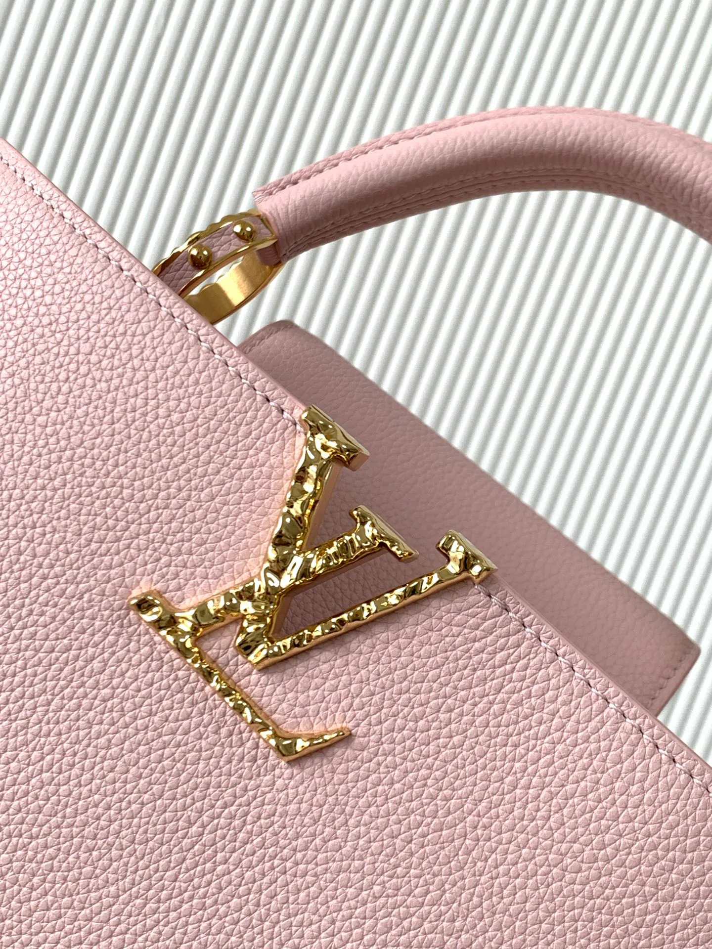 Классические Сумки Женские Louis Vuitton 17802977