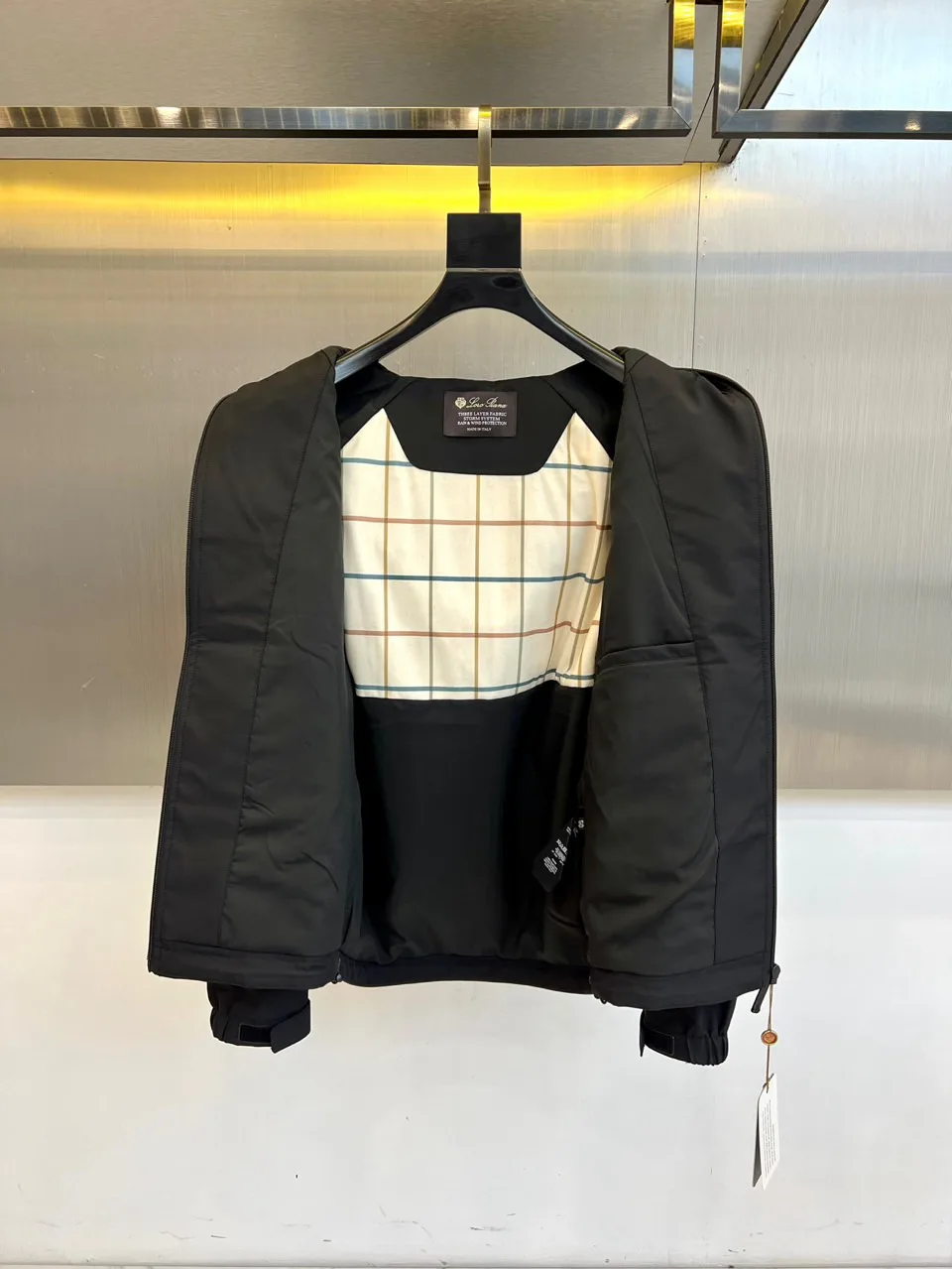 Куртки И Пуховики Женские Loro Piana 18416796
