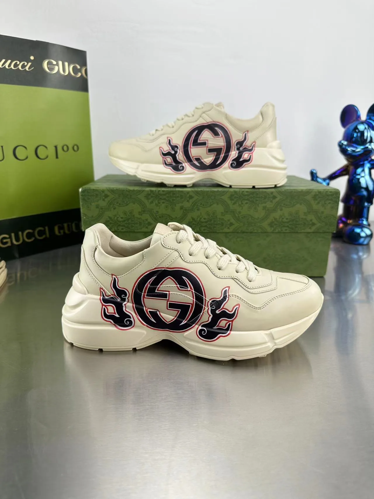 Кроссовки Женские Gucci 4931987