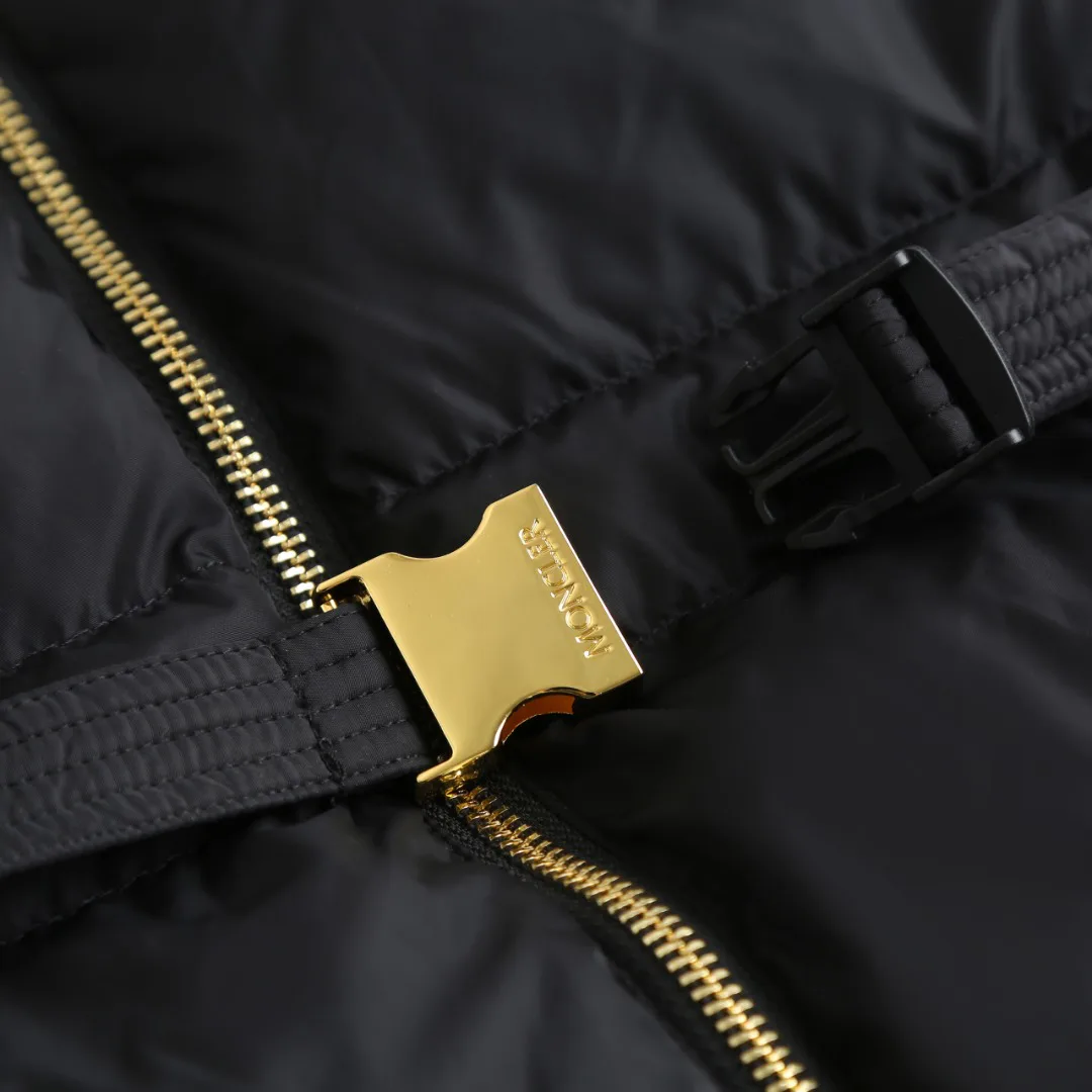 Куртки И Пуховики Женские Moncler 18022548