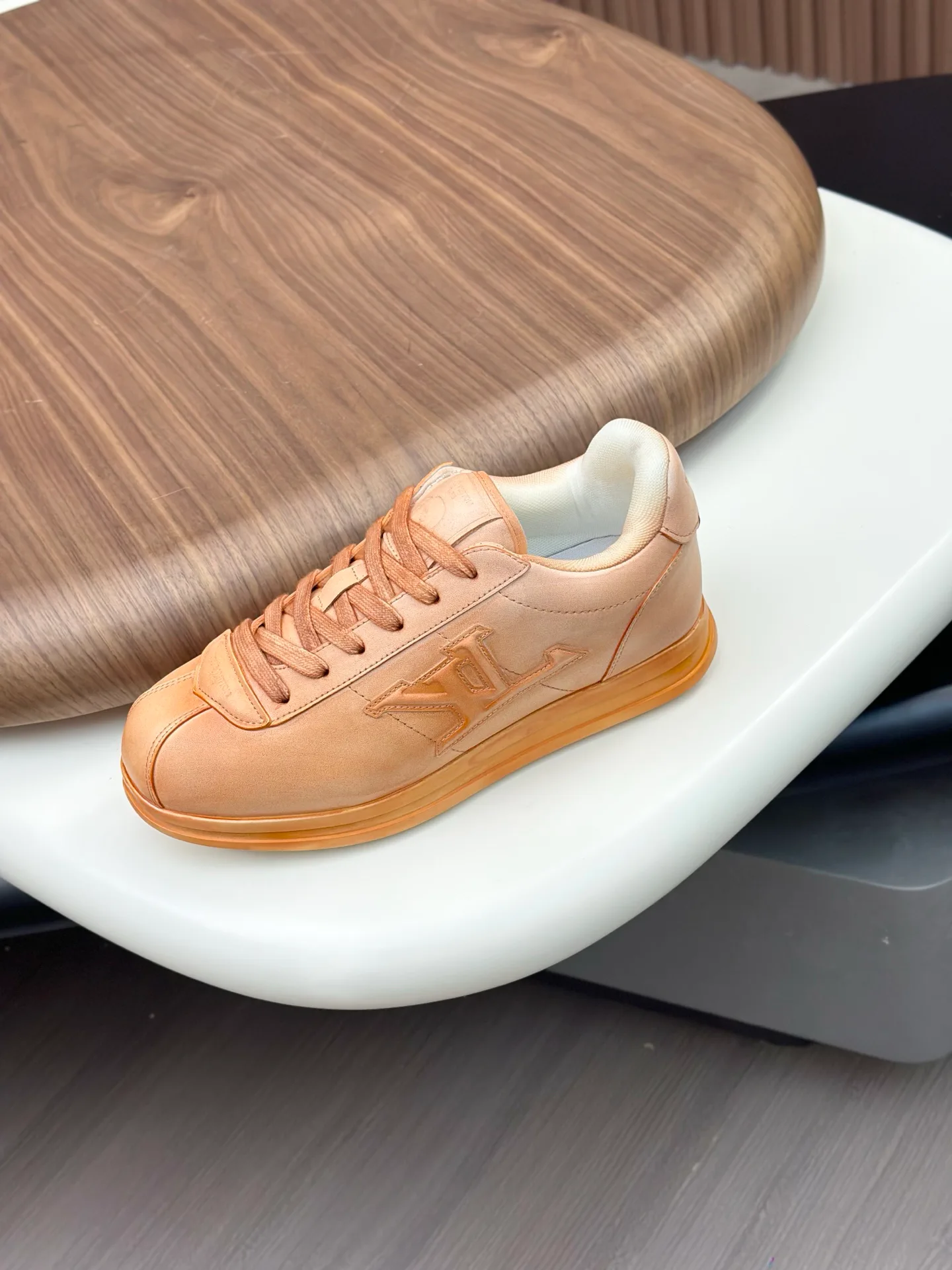 Кроссовки Мужские Louis Vuitton 10399523