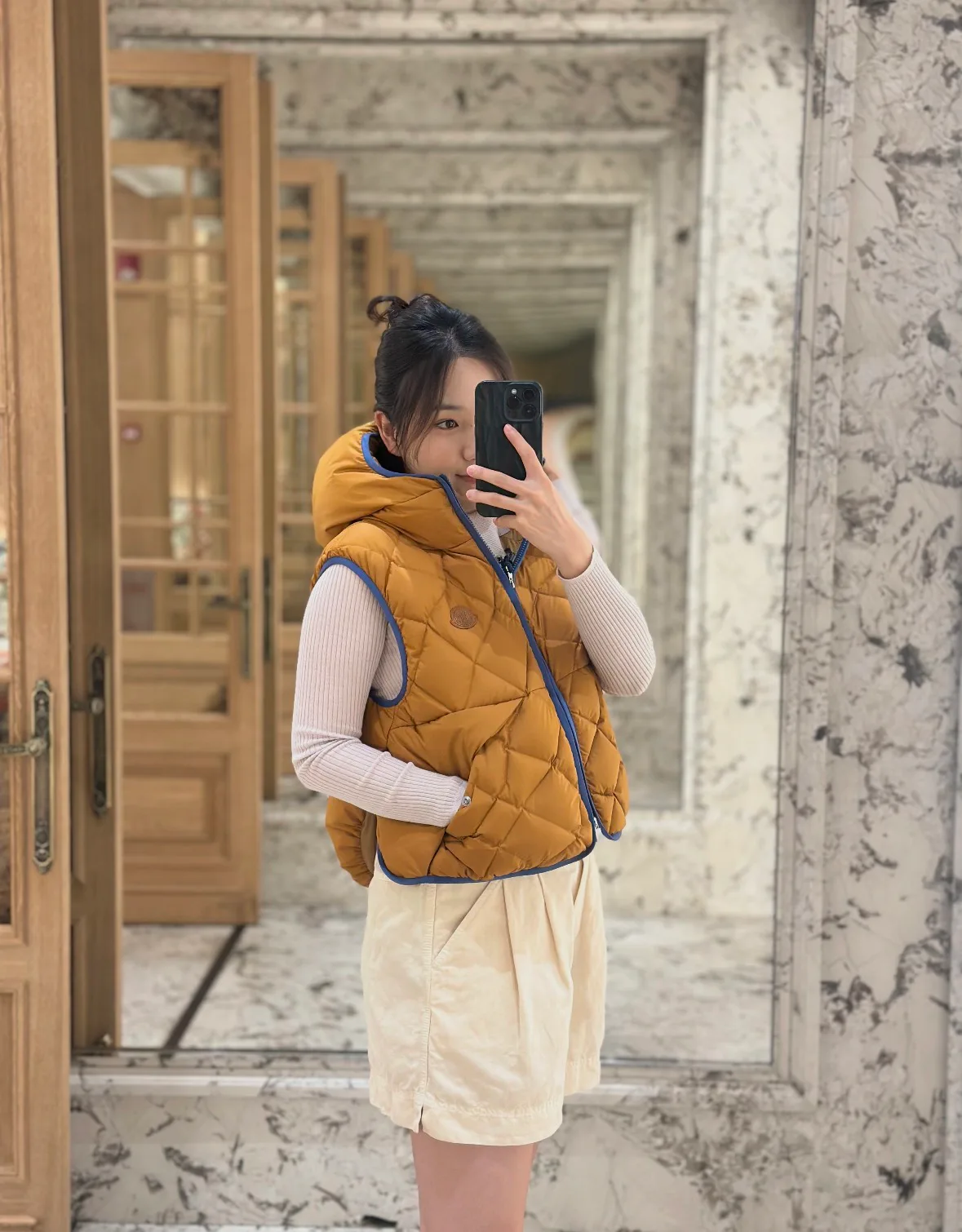 Жилеты Женские Moncler 18760349