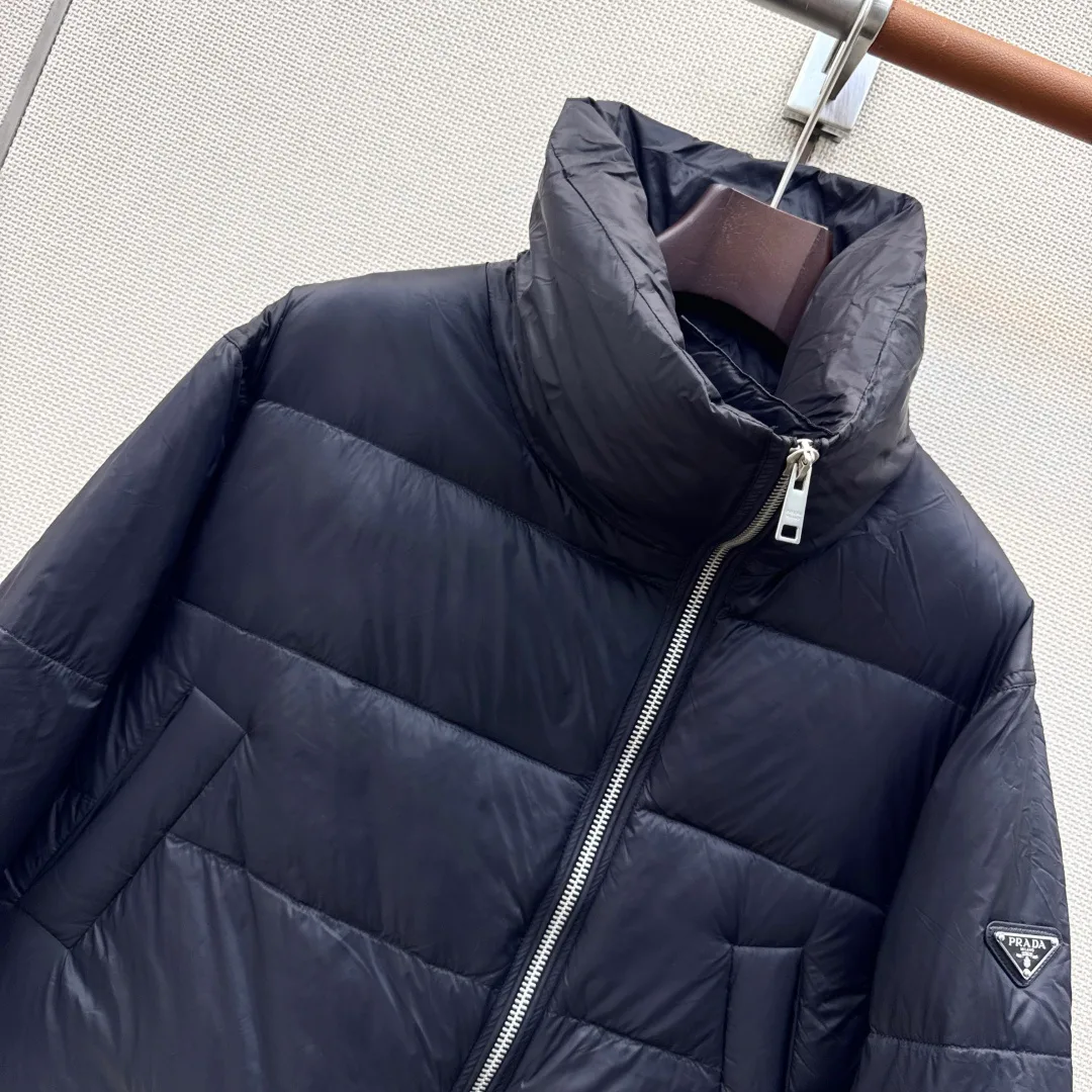 Куртки И Пуховики Женские Prada 18438382
