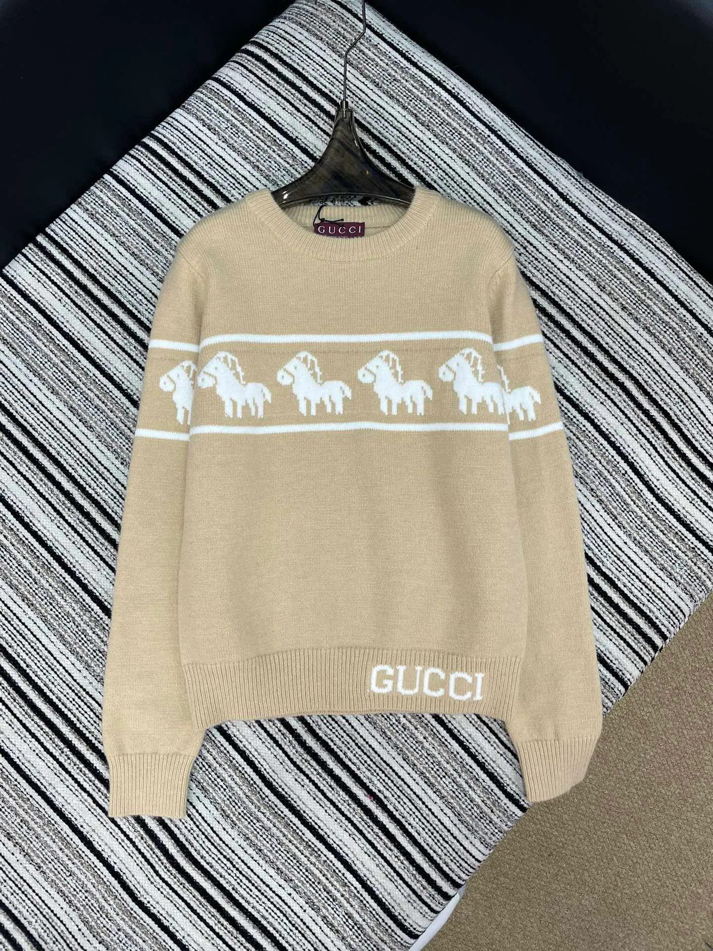 Джемперы И Свитеры Женские Gucci 738589