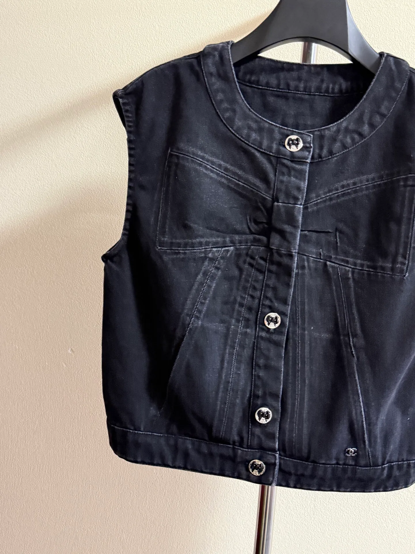 Жилеты Женские Chanel 433161