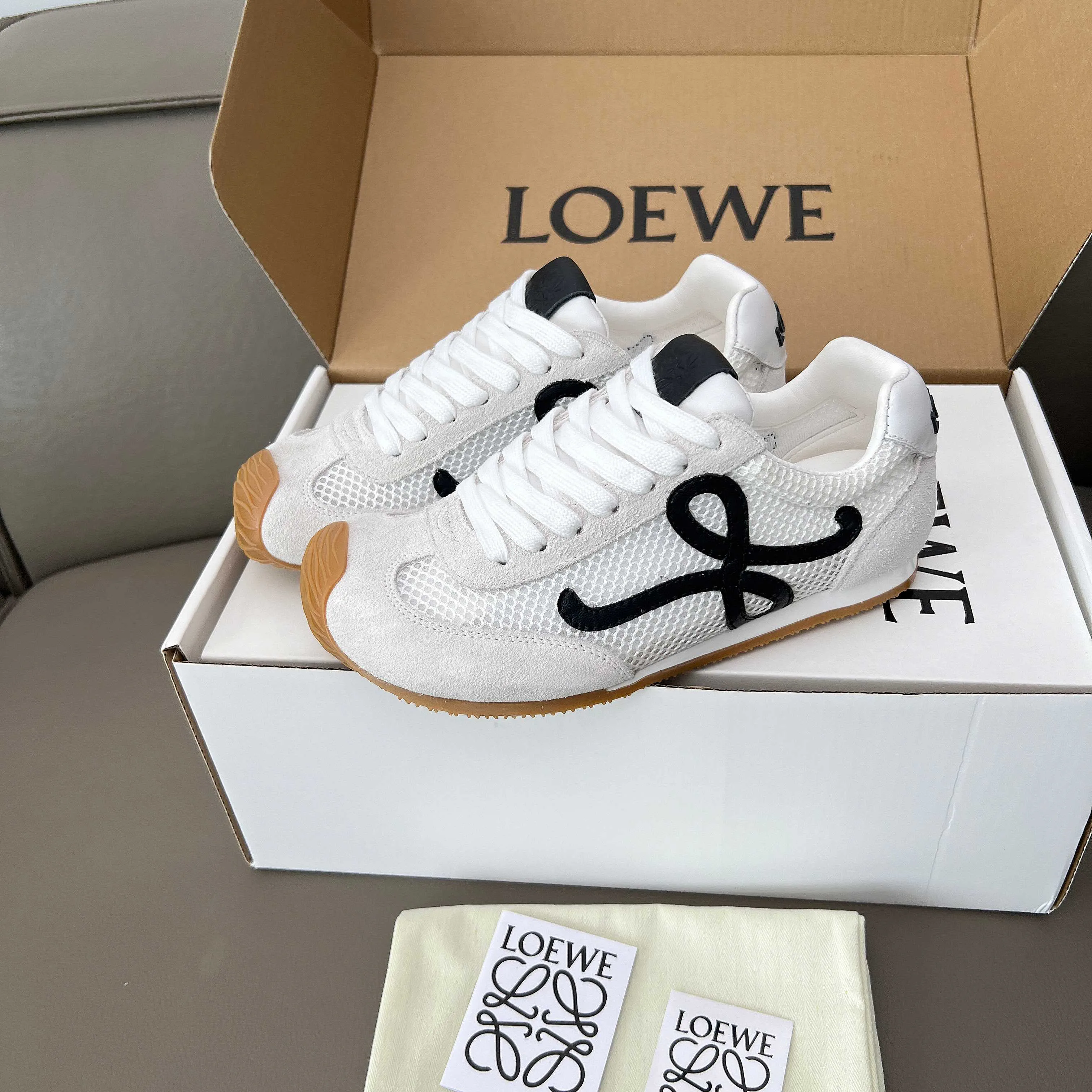 Кроссовки Женские Loewe 18011186