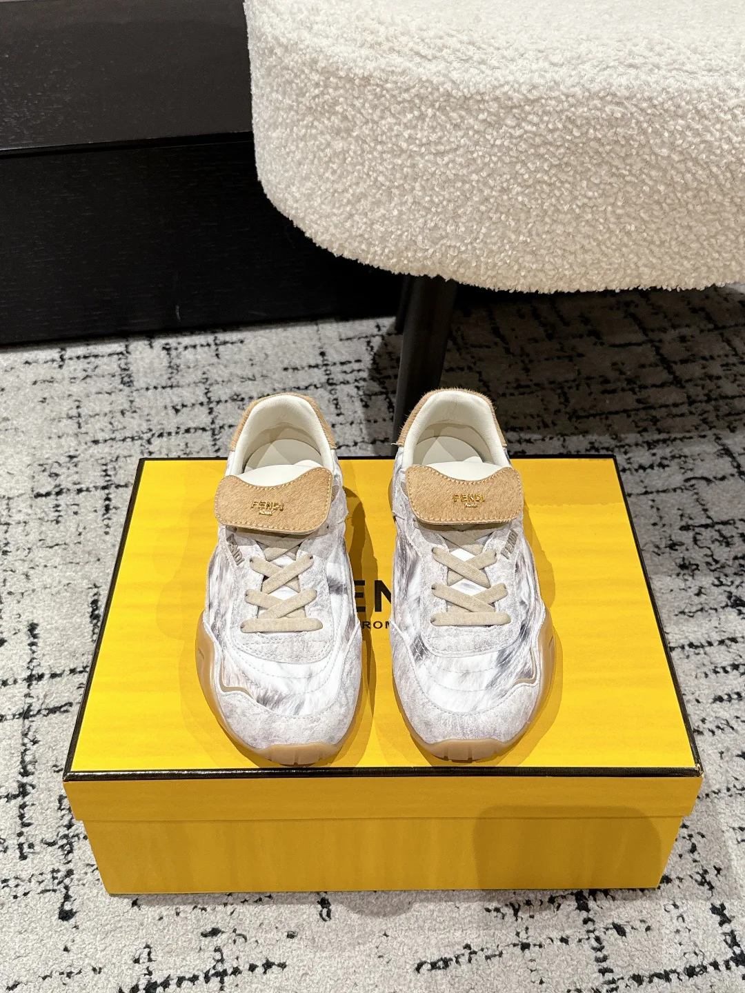 Кроссовки Женские Fendi 4535908