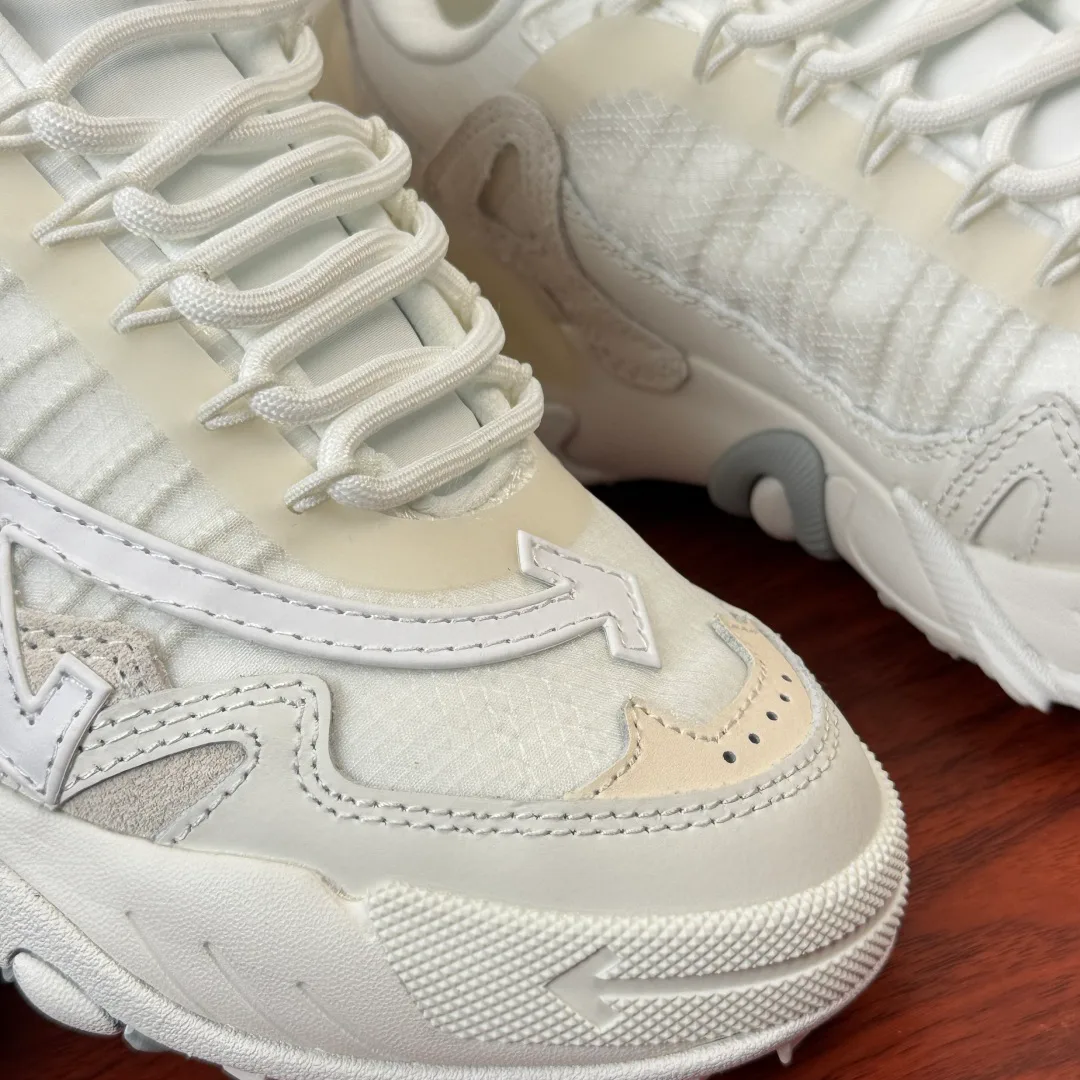 Кроссовки Женские Off-White 13136121