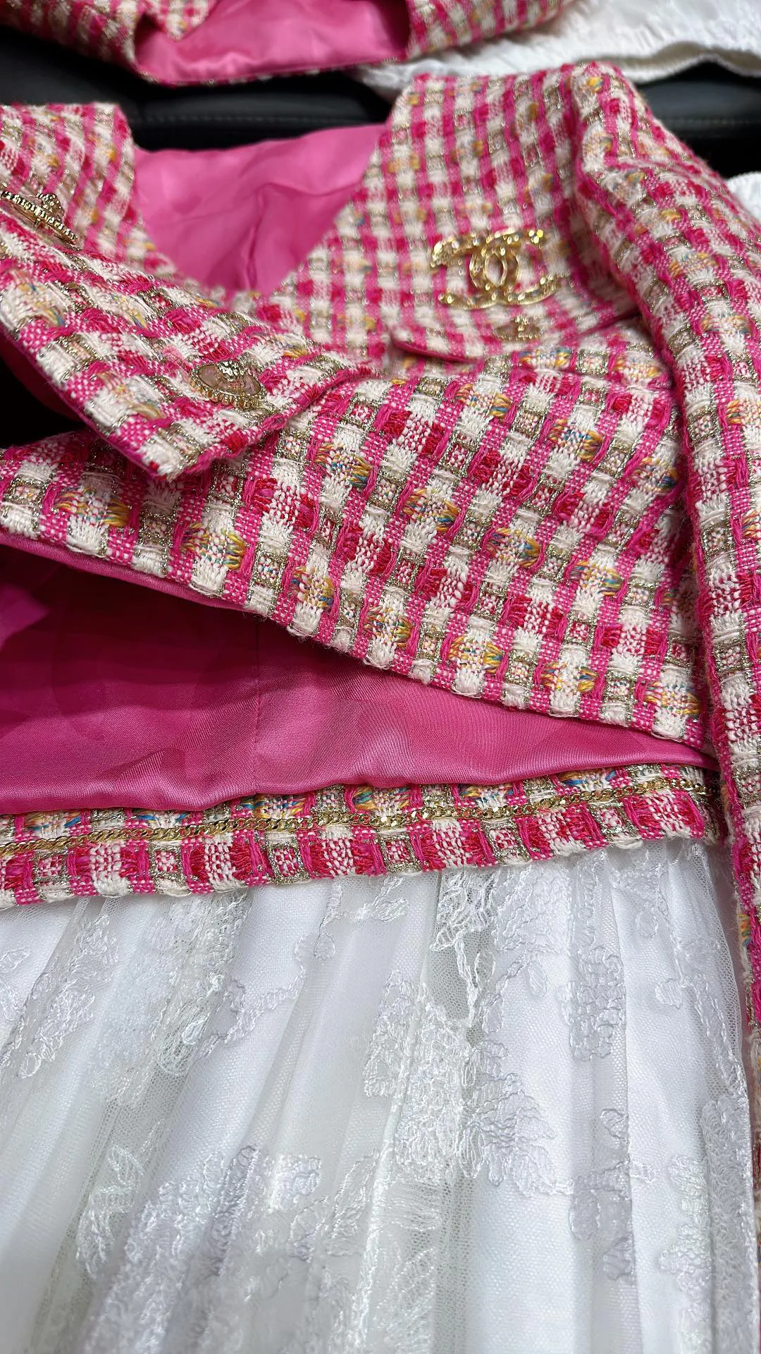 Куртки И Пуховики Женские Chanel 20209