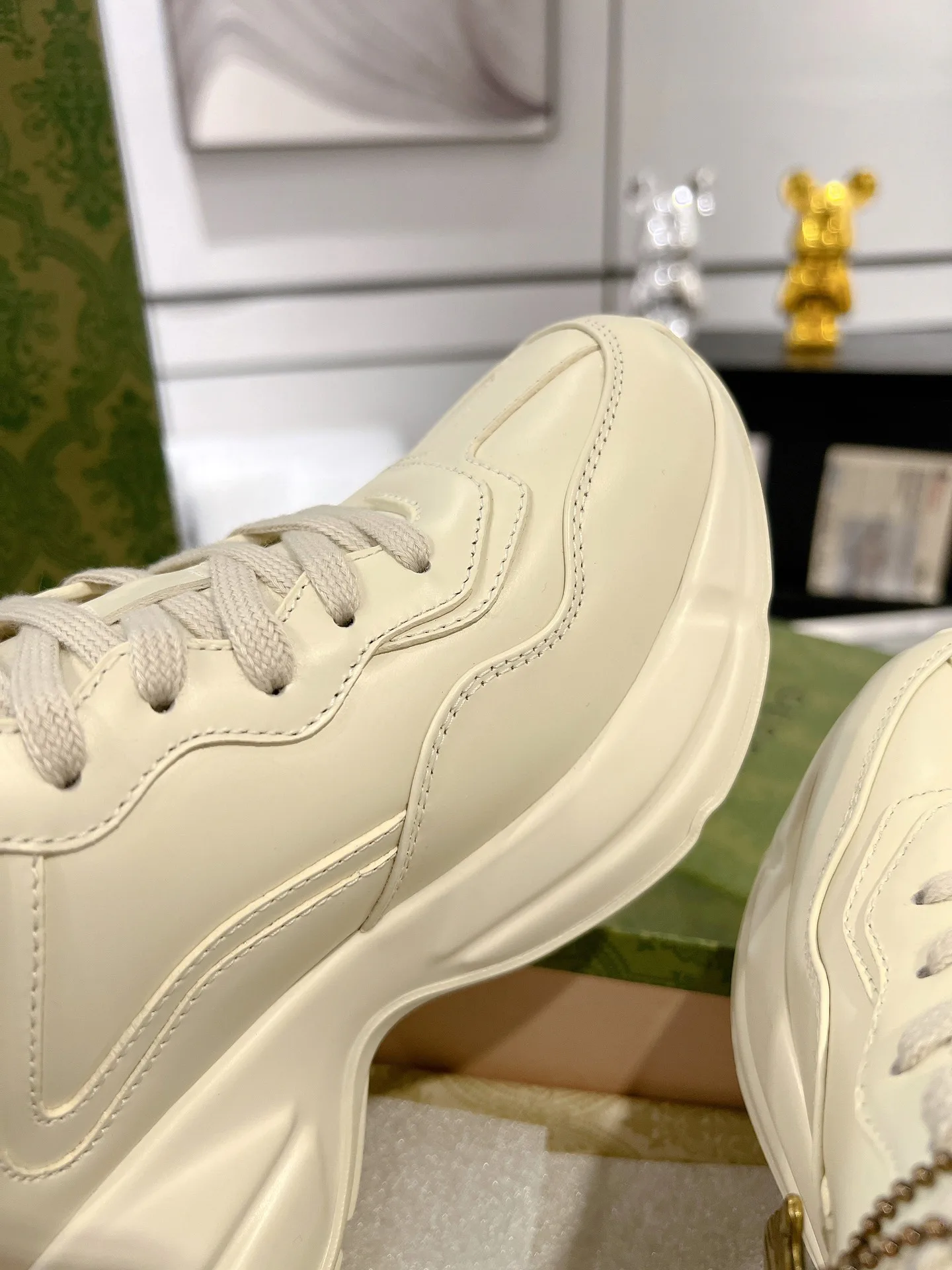 Кроссовки Женские Gucci 173874