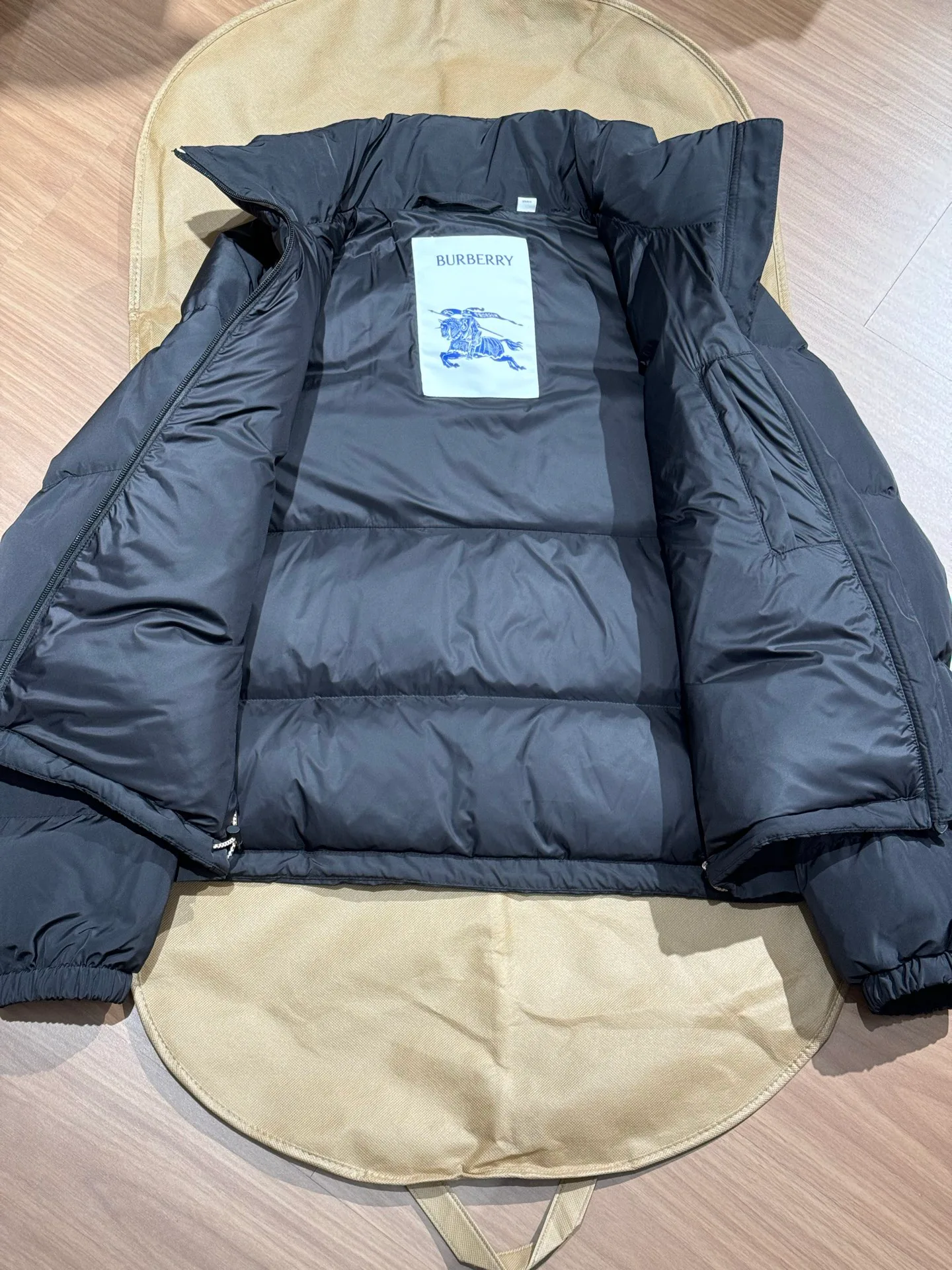 Куртки И Пуховики Женские Burberry 332679