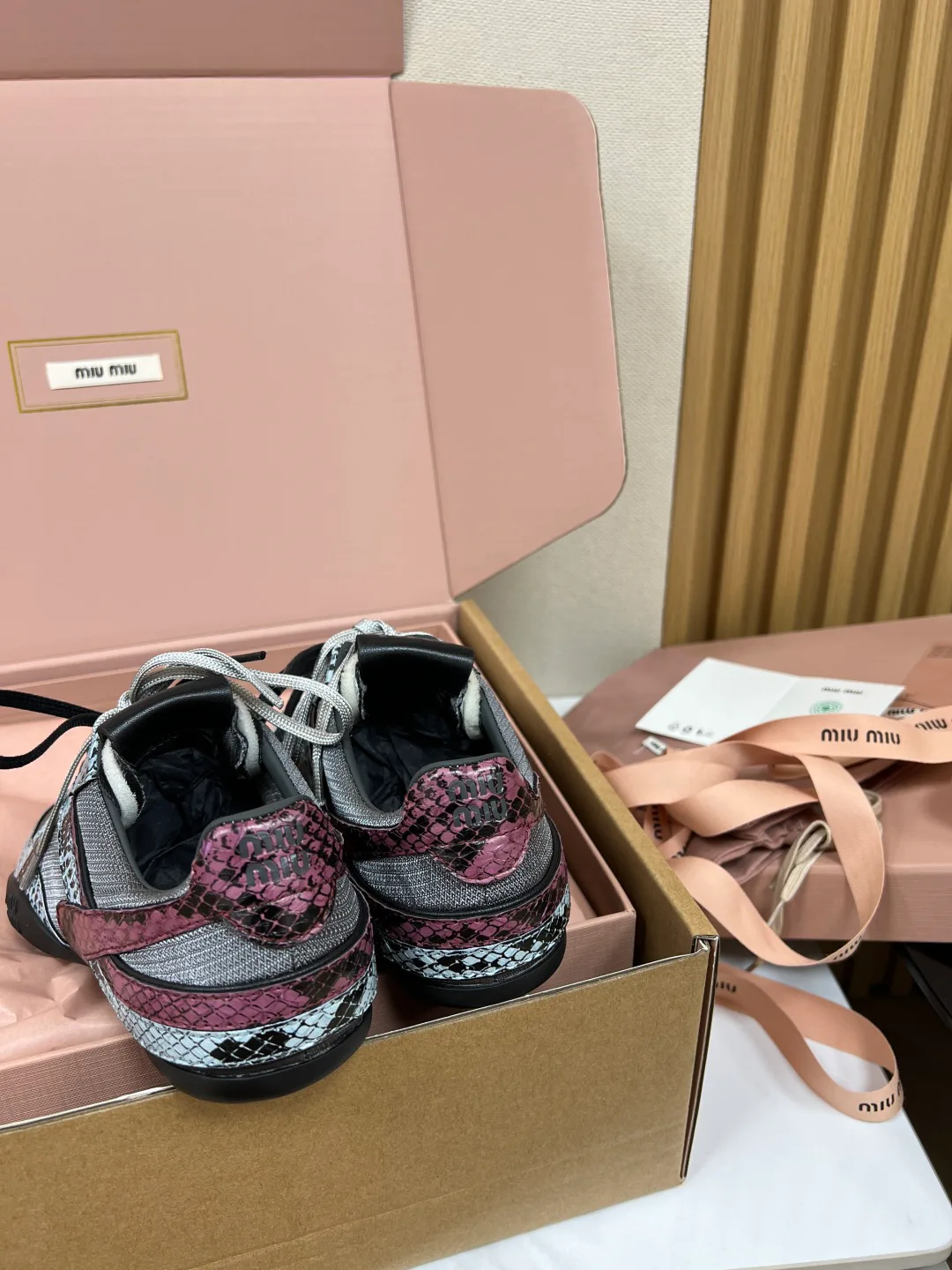 Кроссовки Женские Miu Miu 1843061