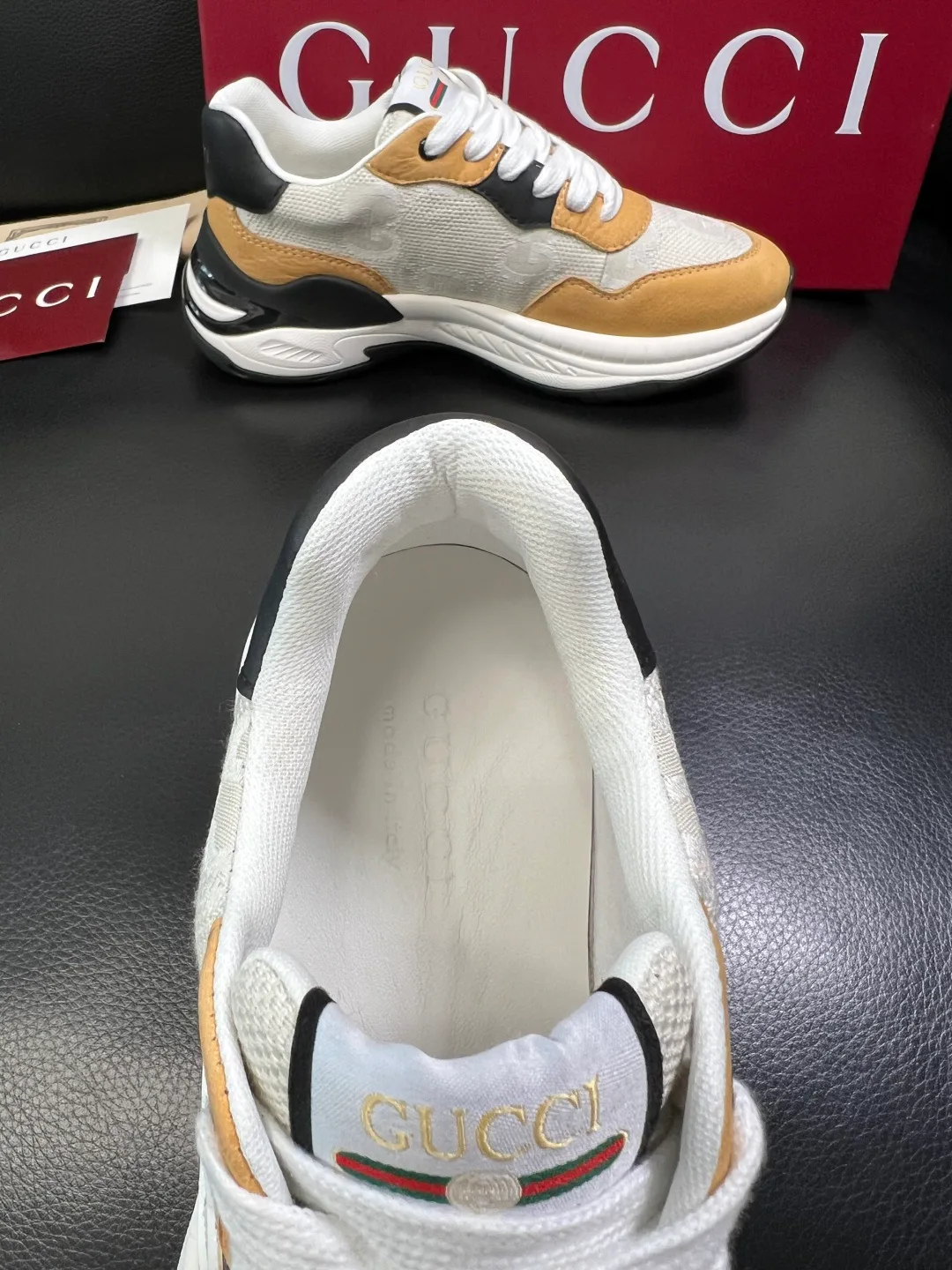 Кроссовки Женские Gucci 982807