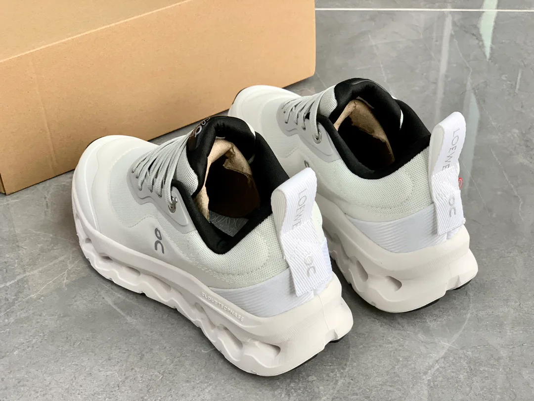 Кроссовки Женские Loewe 112816