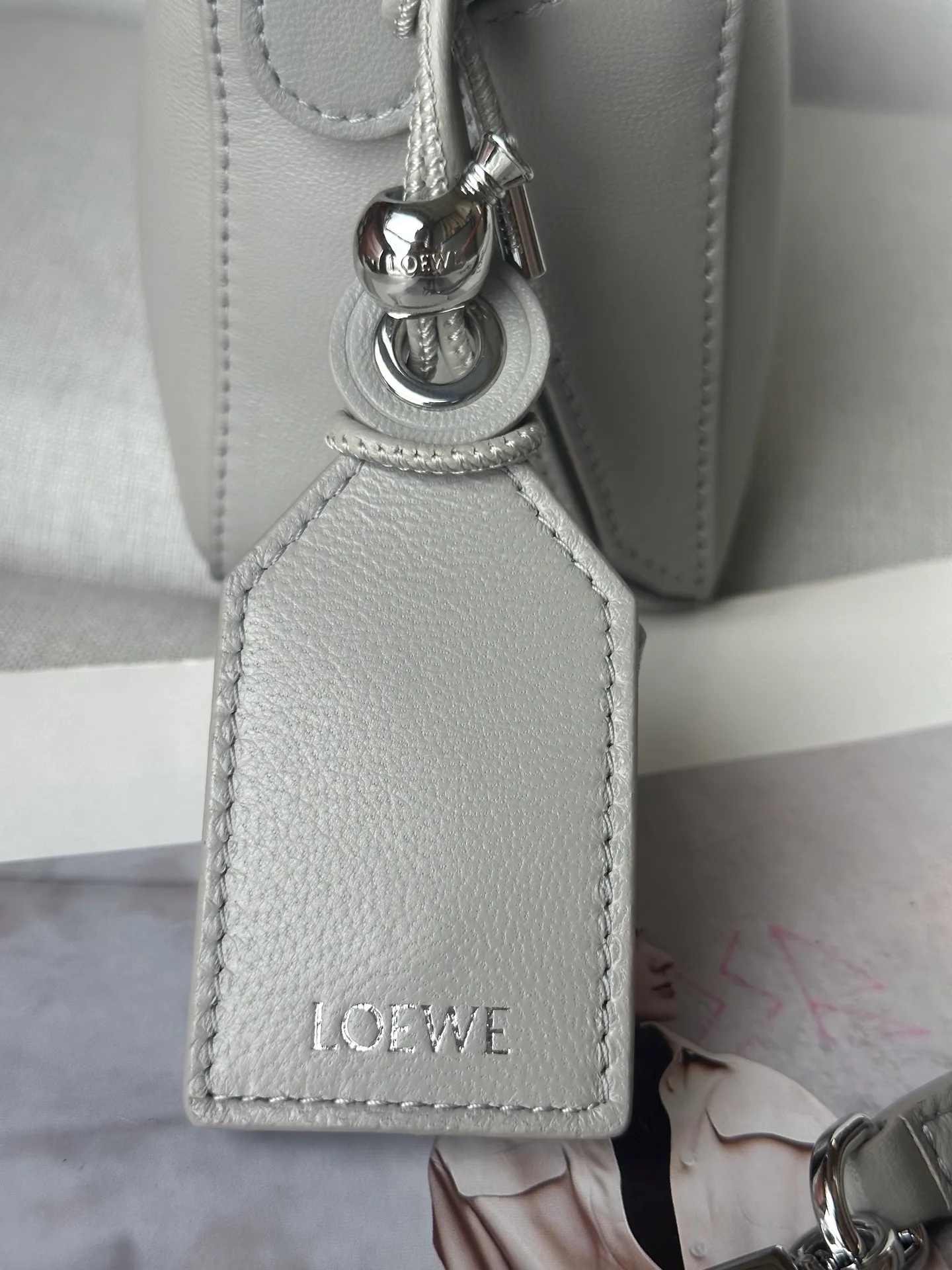 Классические Сумки Женские Loewe 16839126