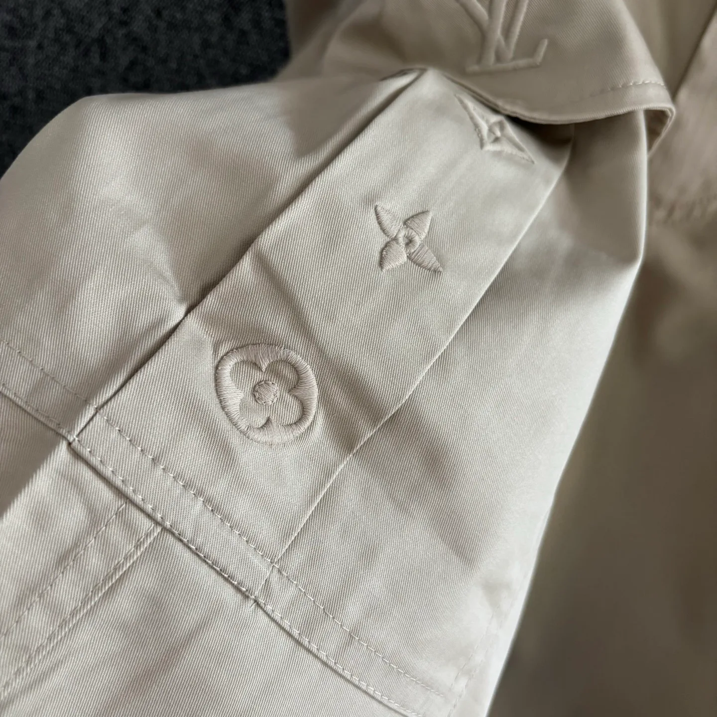 Шорты Женские Louis Vuitton 12696052
