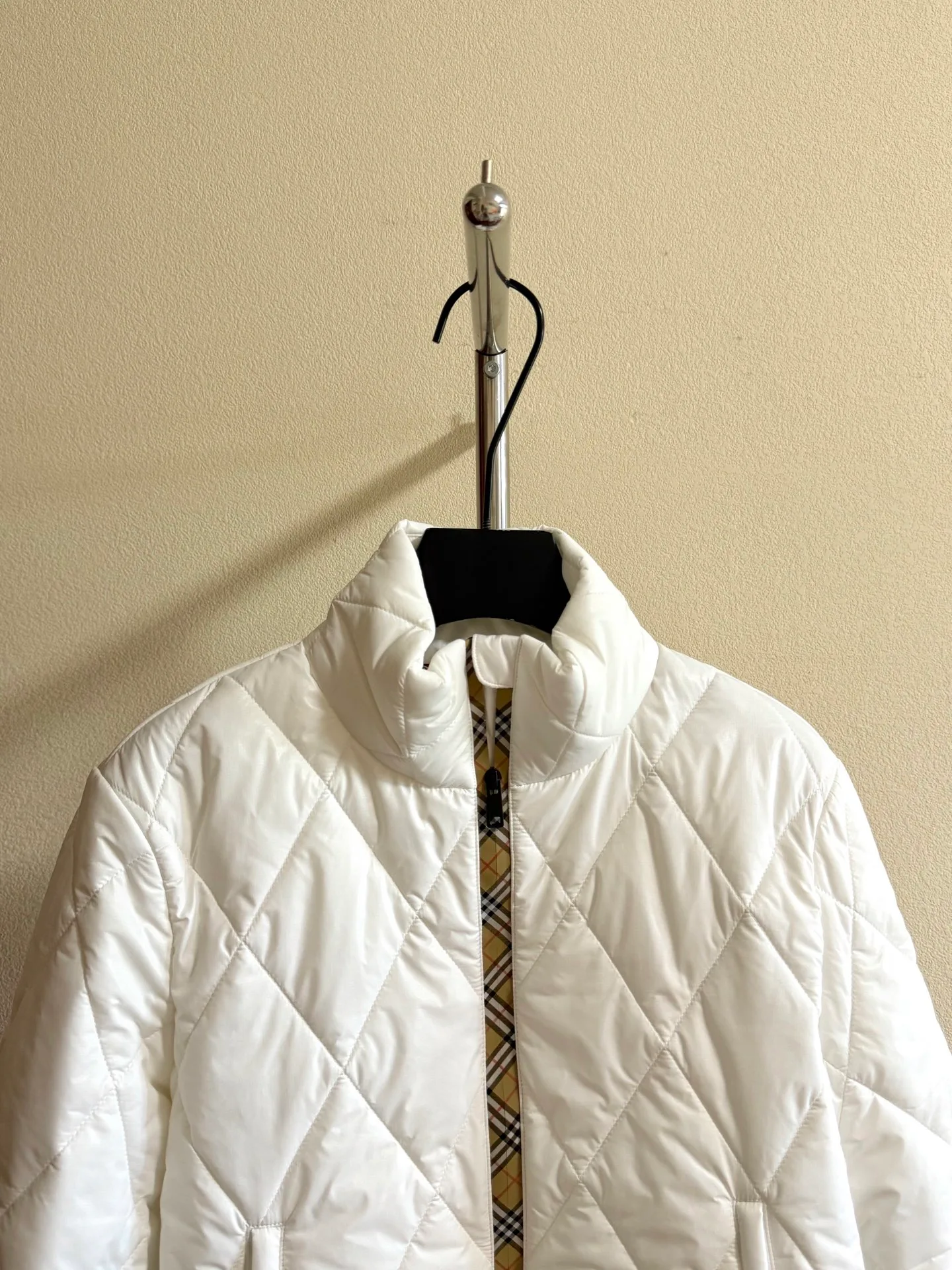 Куртки И Пуховики Женские Burberry 18518525