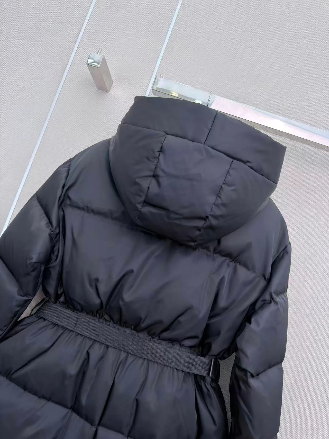 Куртки И Пуховики Женские Prada 18127519