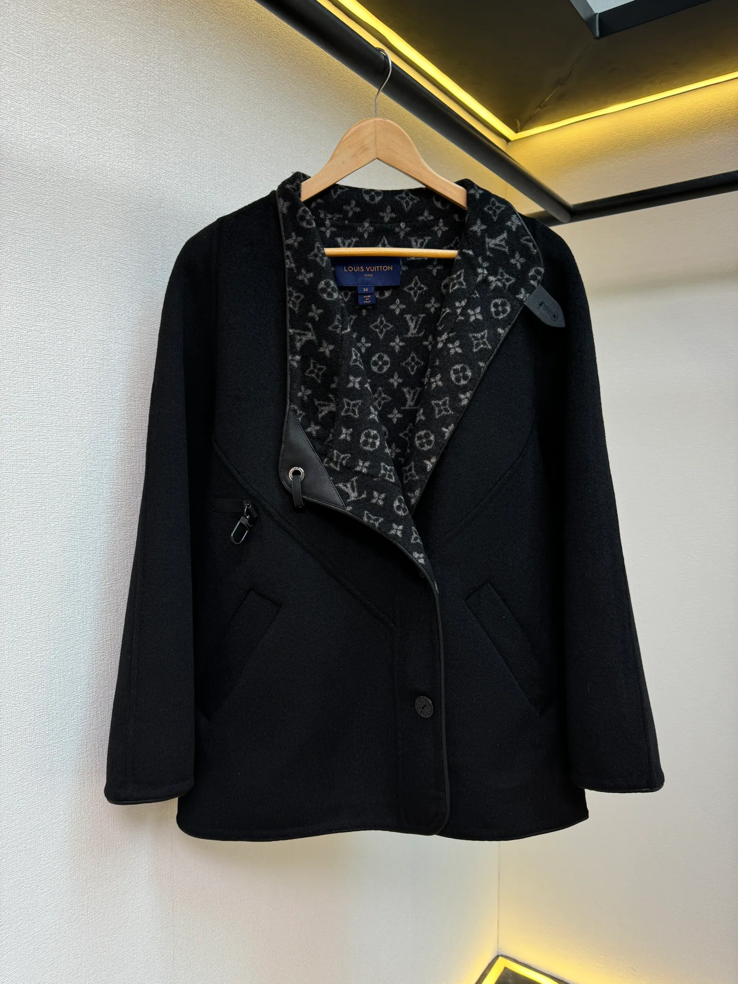 Куртки Женские Louis Vuitton 172495