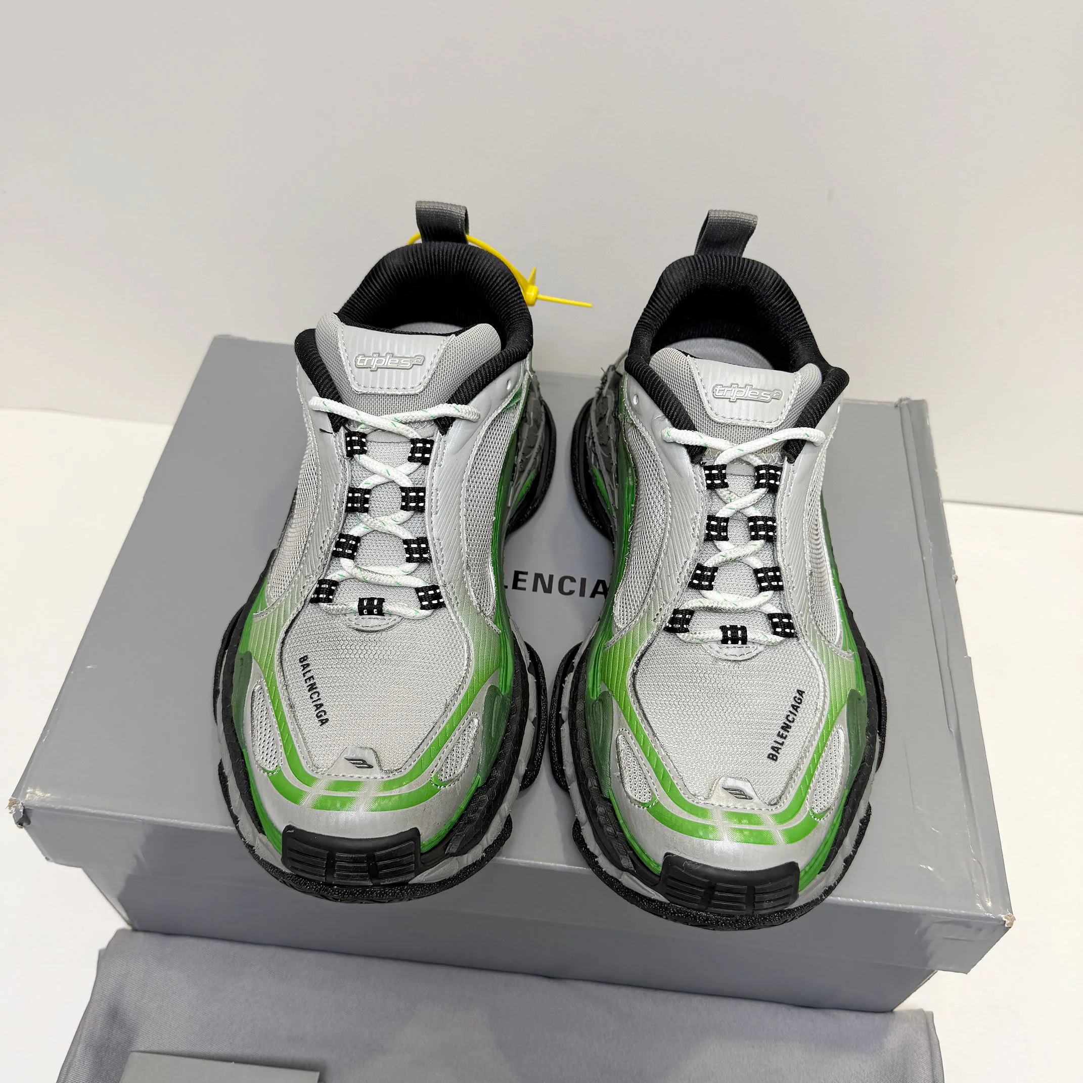 Кроссовки Женские Balenciaga 14818231