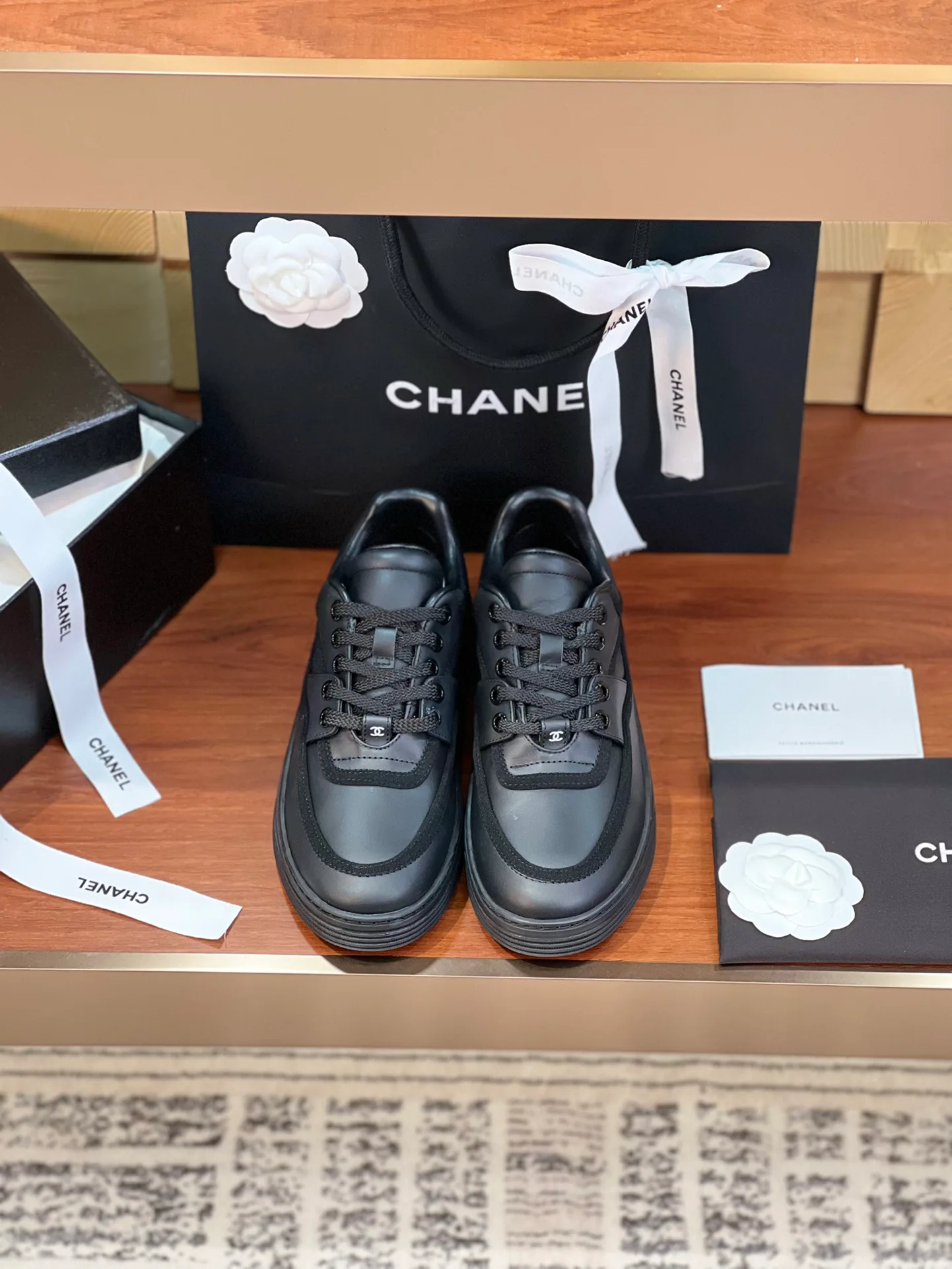 Кроссовки Женские Chanel 1021201