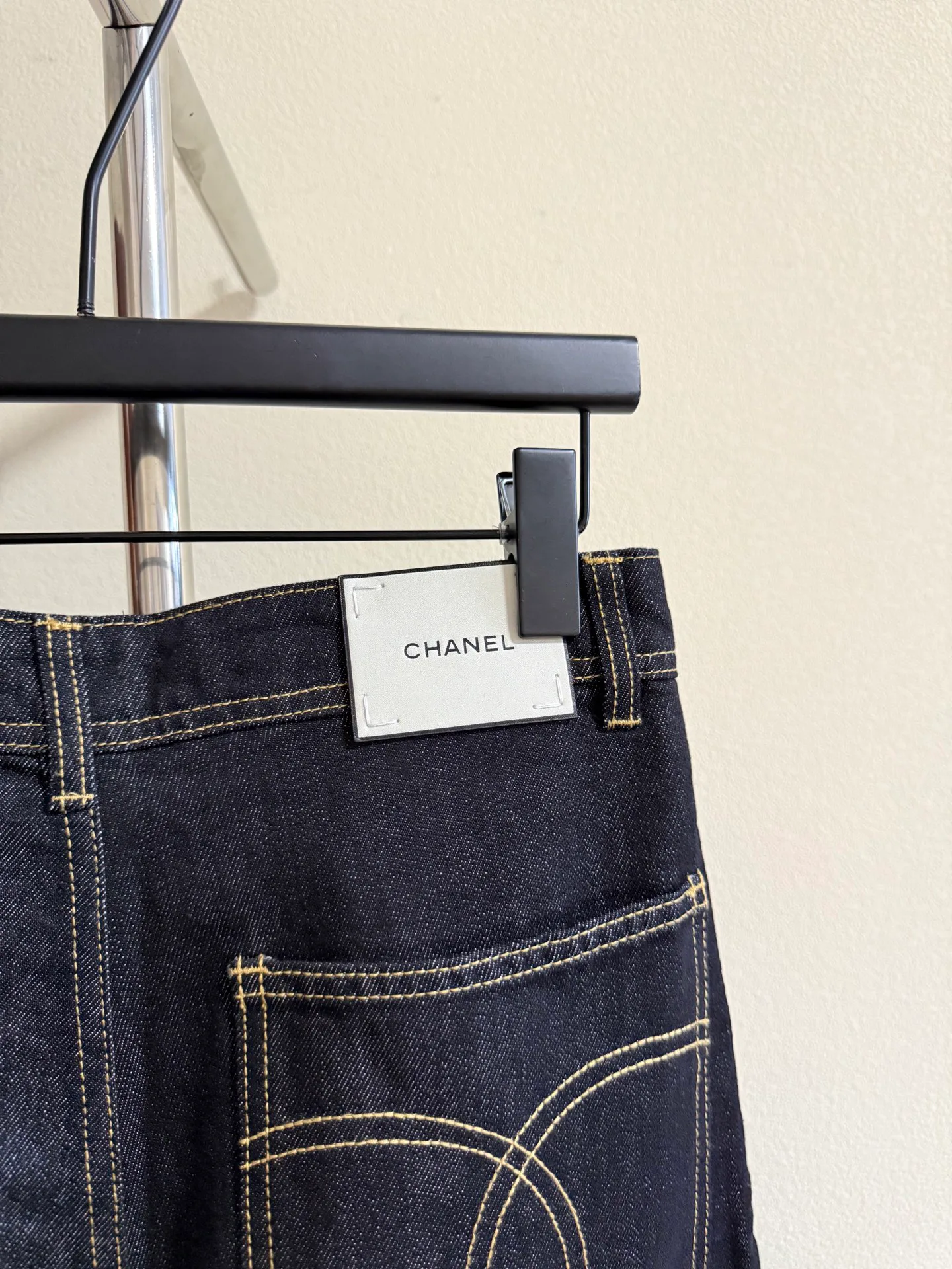 Джинсы Женские Chanel 17969838