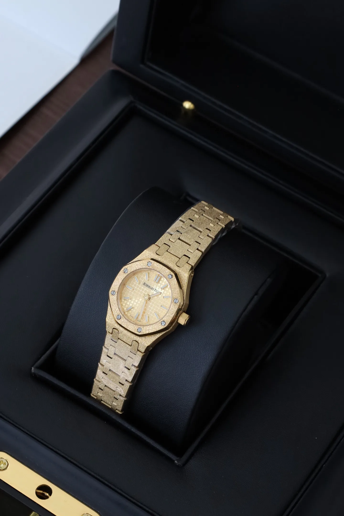 Часы Женские Audemars Piguet 1284220