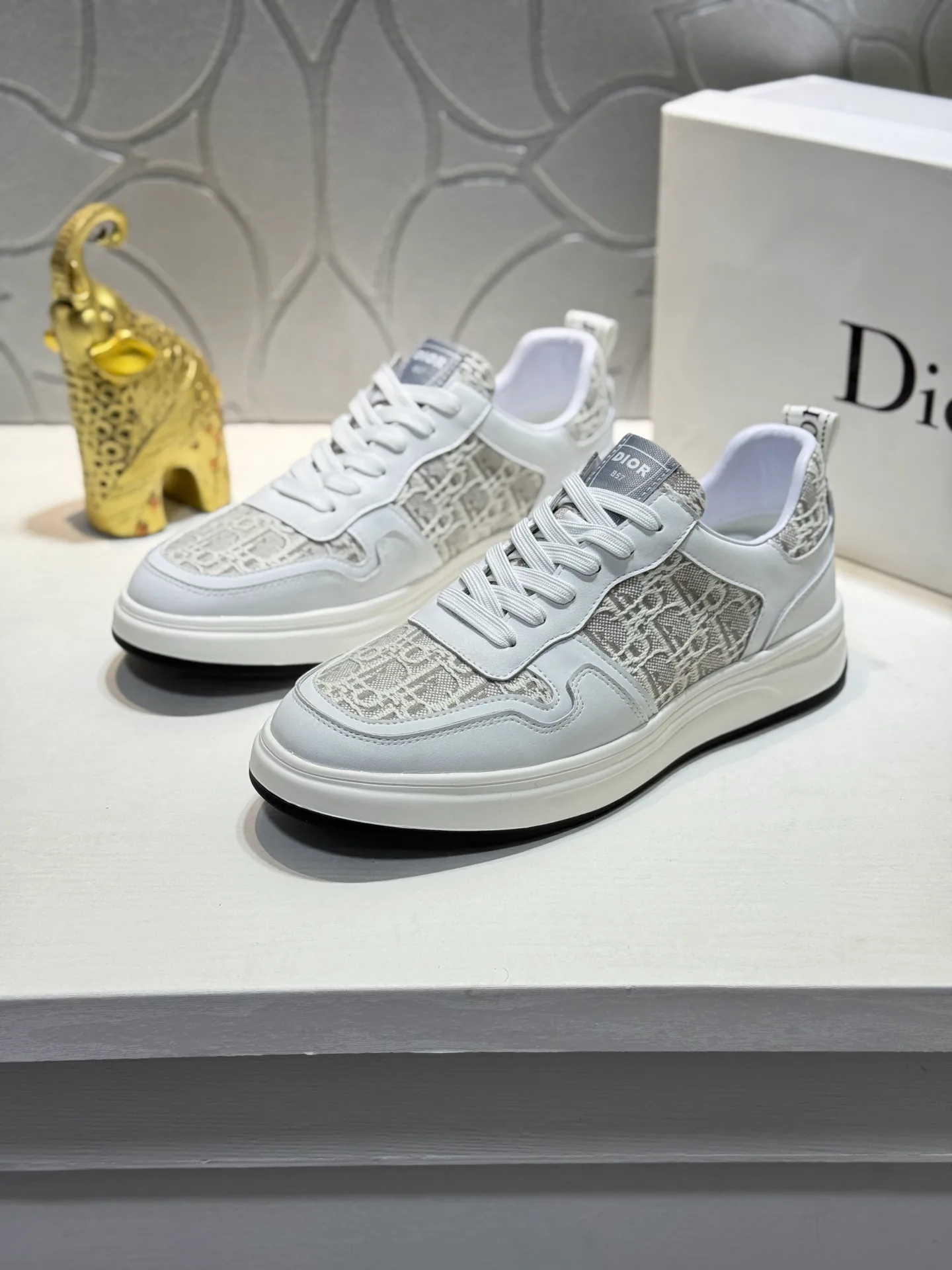 Кроссовки Мужские Christian Dior 17934225