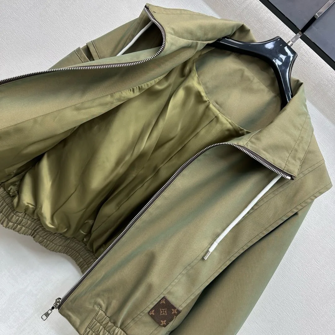 Куртки И Пуховики Женские Louis Vuitton 1236636